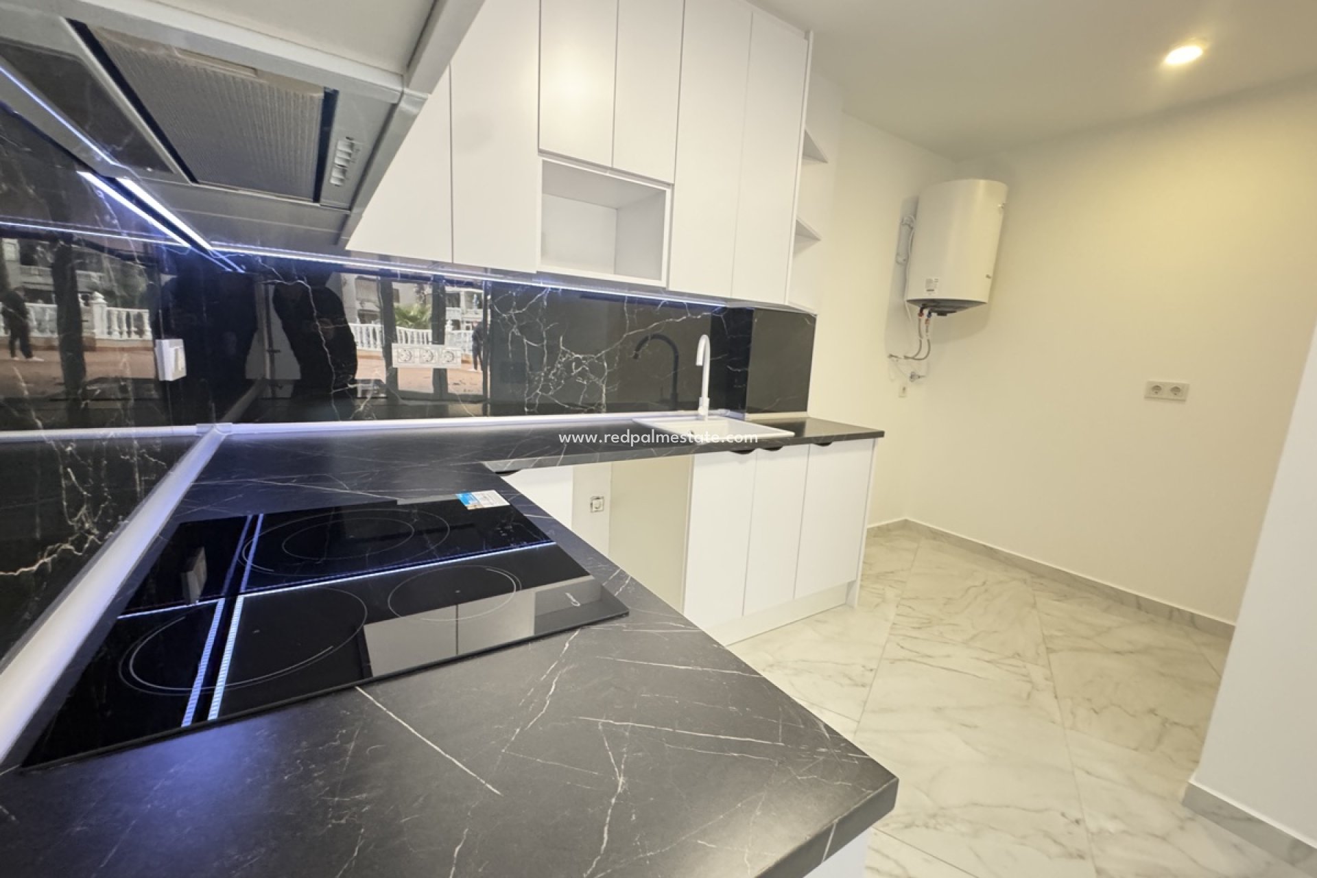 Reventa - Apartmentos -
Torrevieja