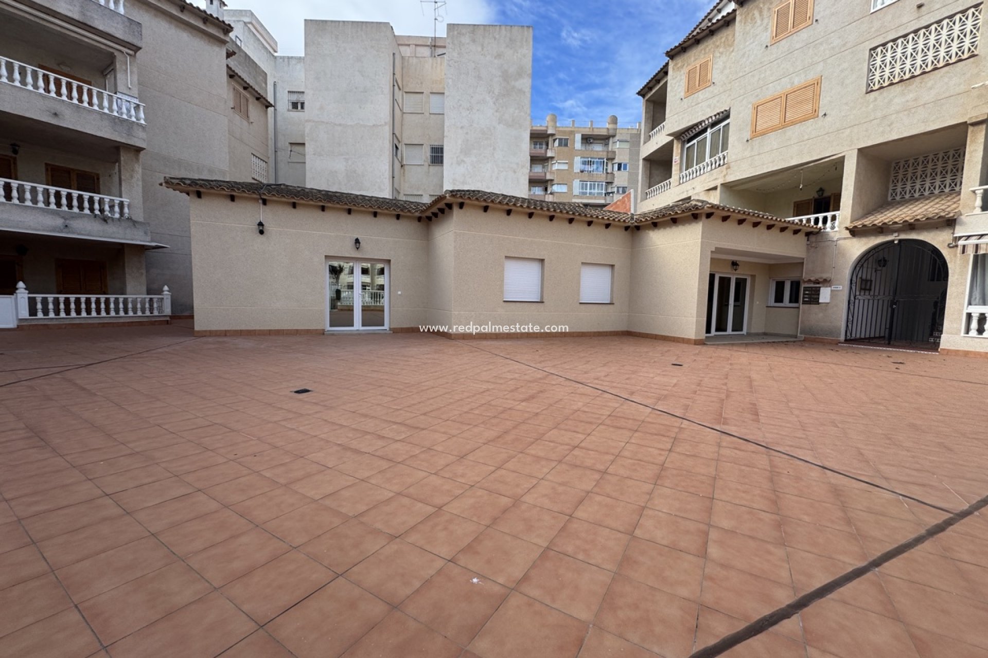 Reventa - Apartmentos -
Torrevieja