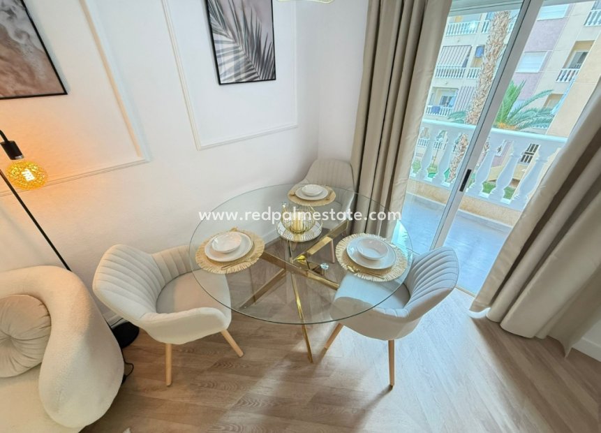 Reventa - Apartmentos -
Torrevieja