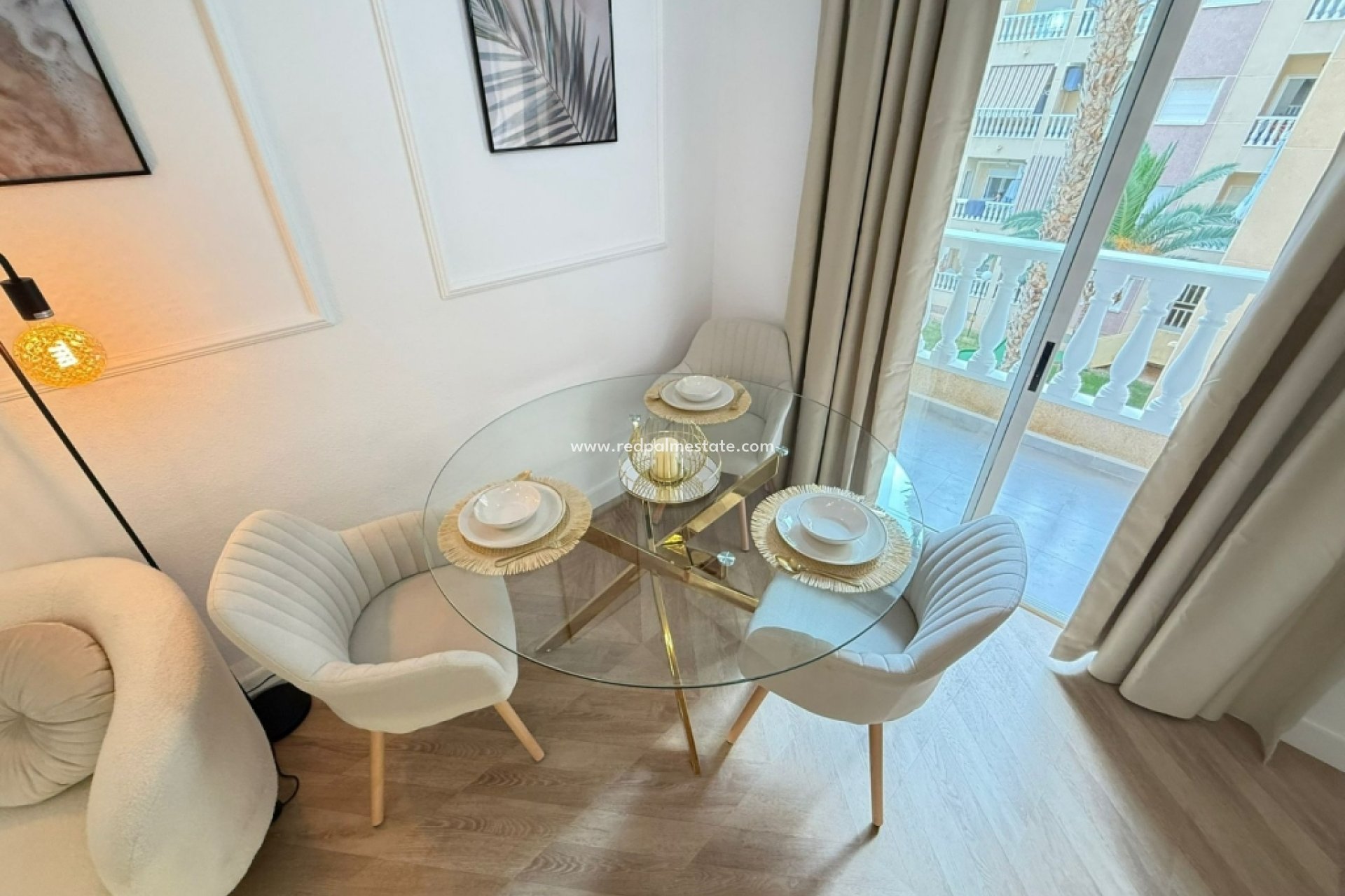 Reventa - Apartmentos -
Torrevieja