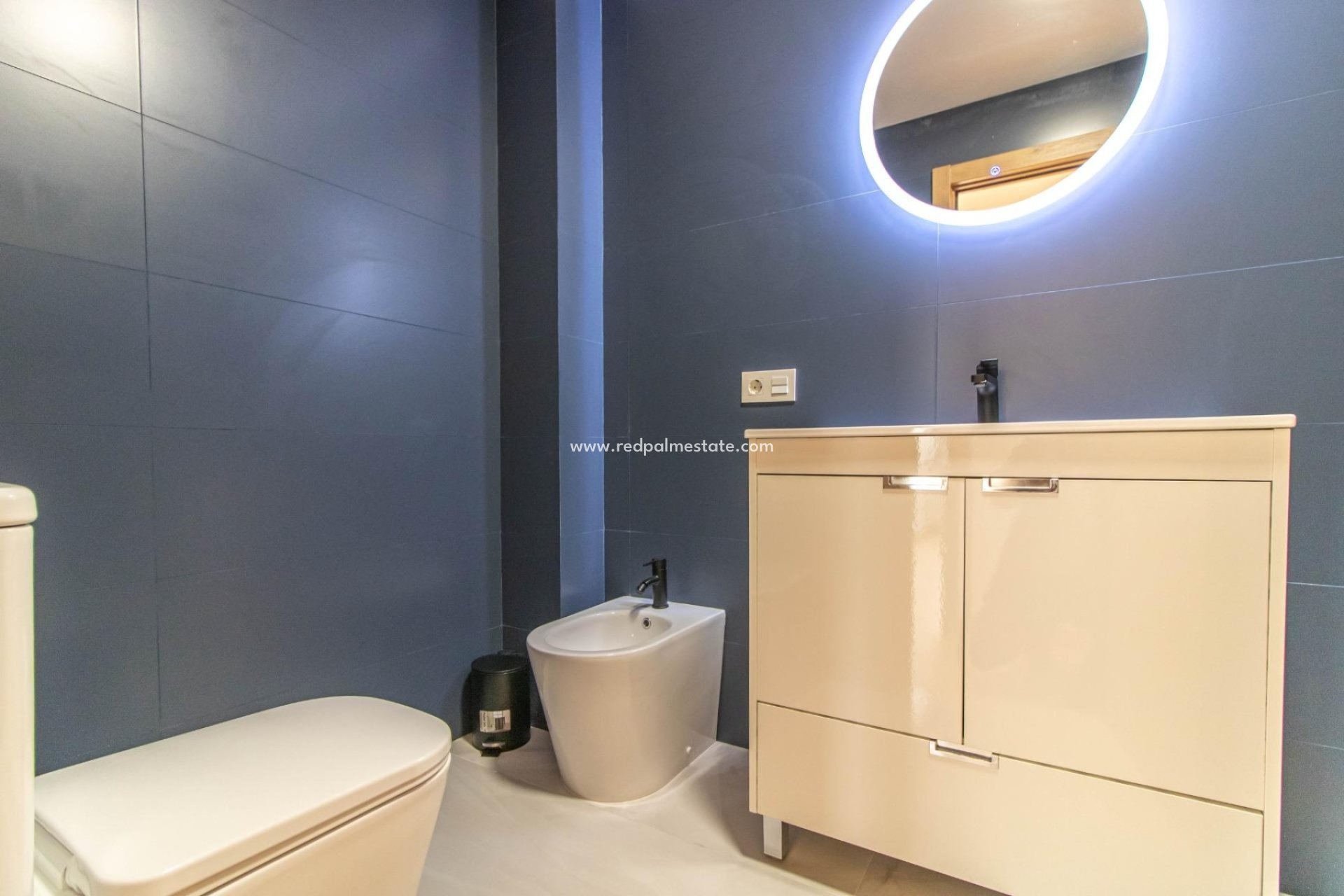 Reventa - Apartmentos -
Torrevieja