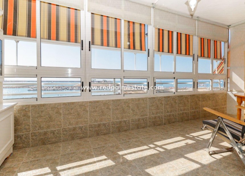 Reventa - Apartmentos -
Torrevieja