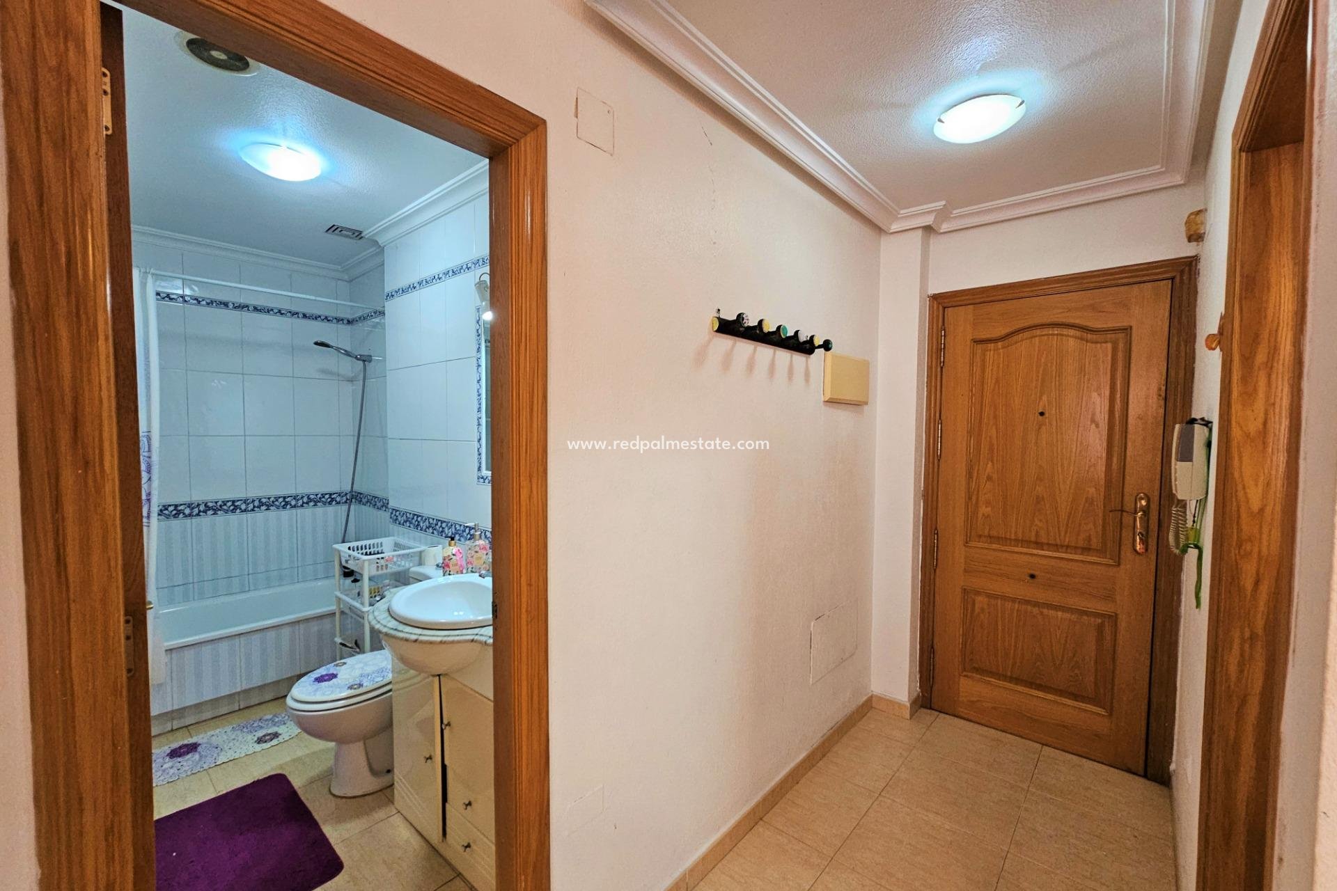 Reventa - Apartmentos -
Torrevieja