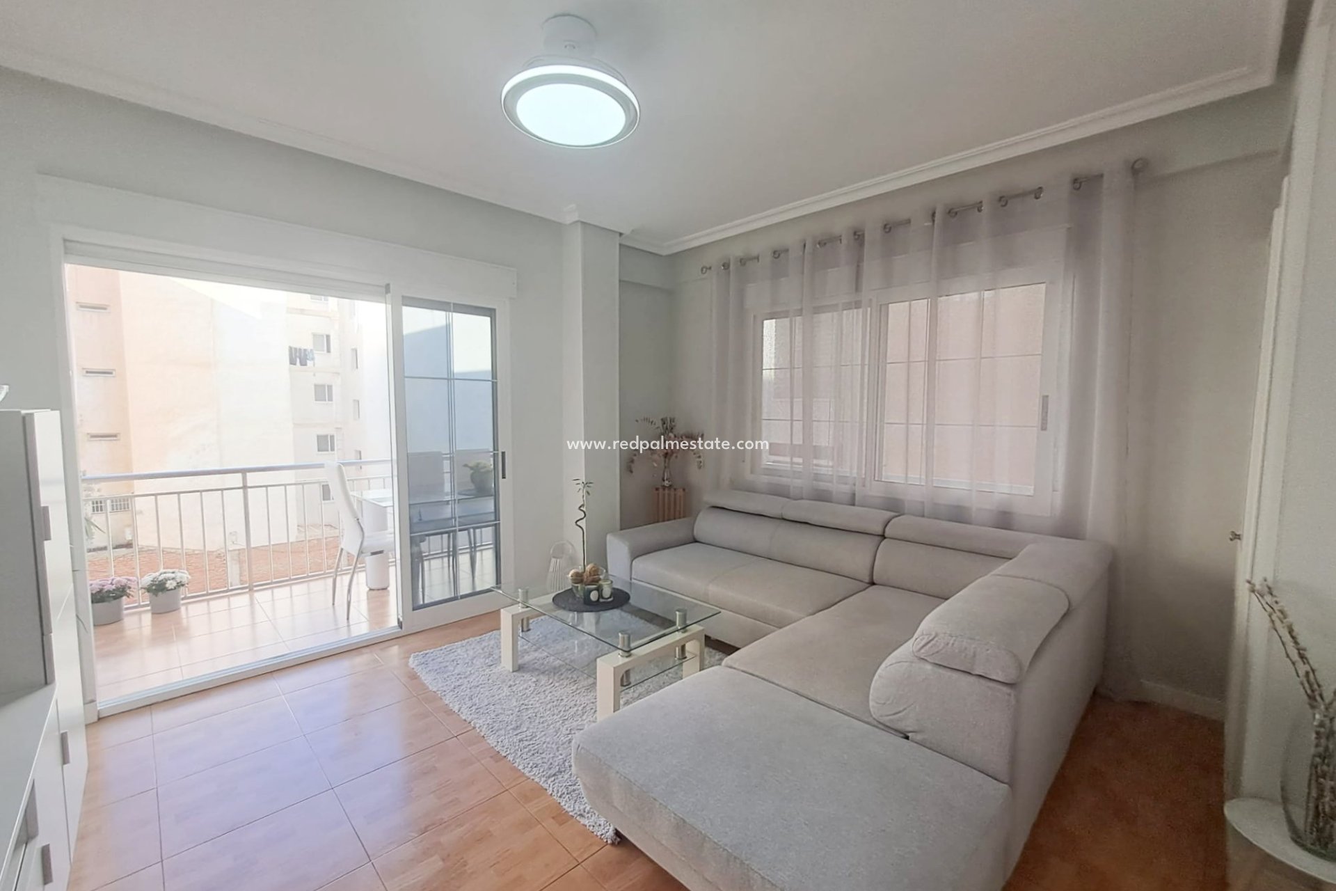 Reventa - Apartmentos -
Torrevieja