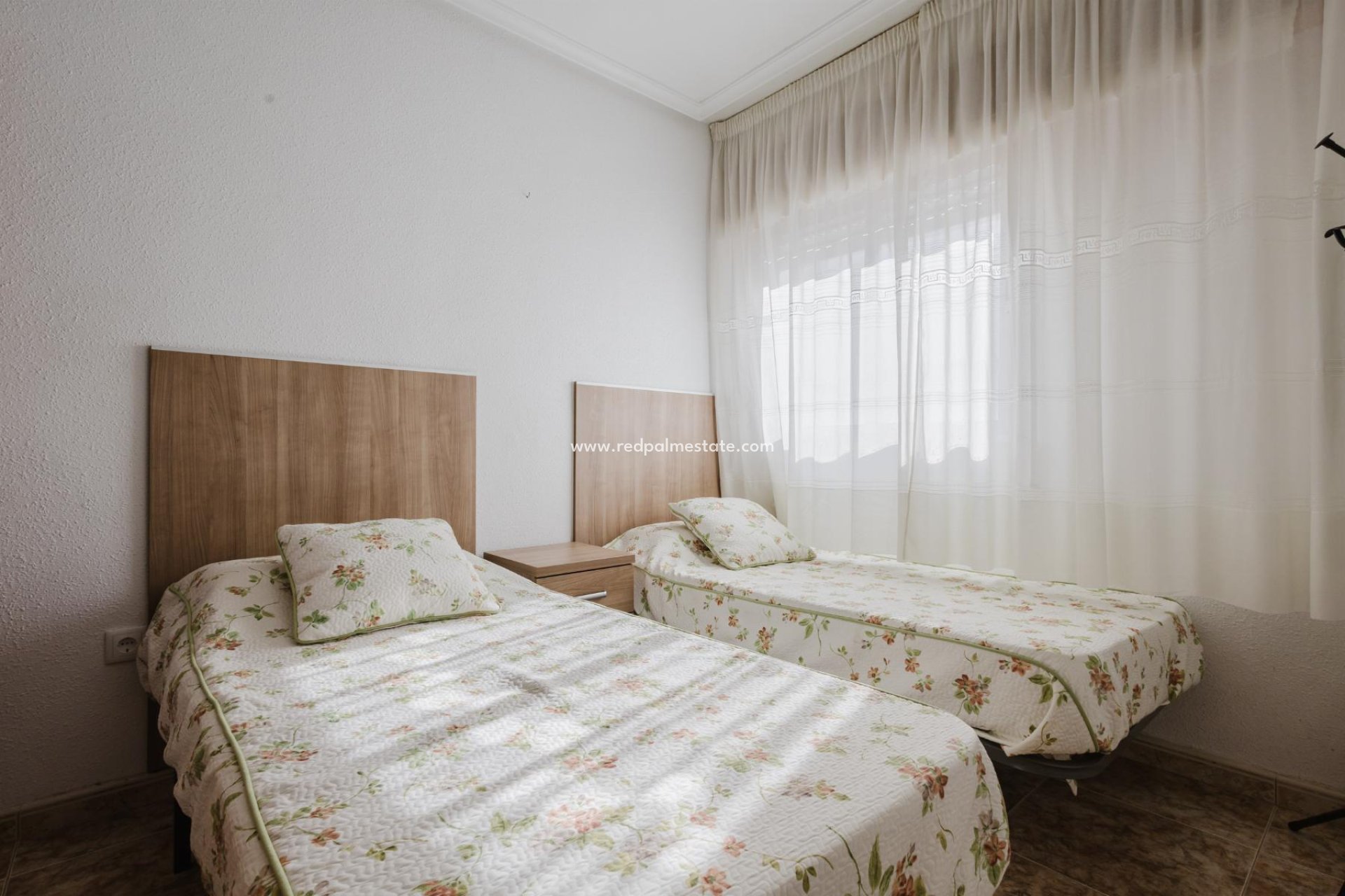 Reventa - Apartmentos -
Torrevieja