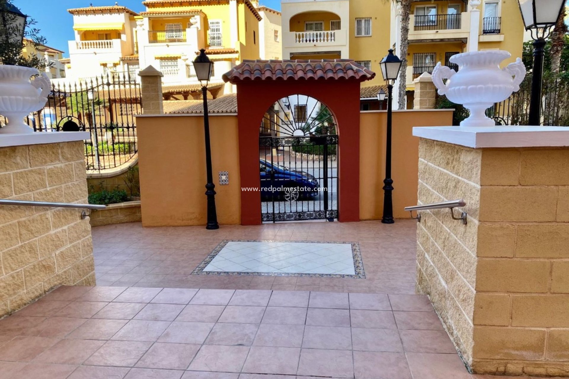 Reventa - Apartmentos -
Torrevieja