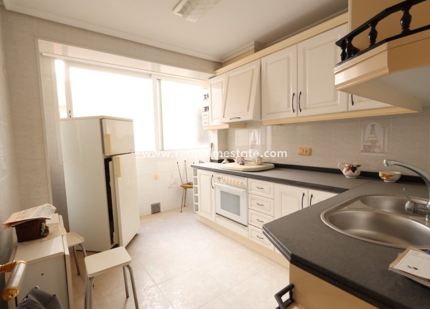 Reventa - Apartmentos -
Torrevieja