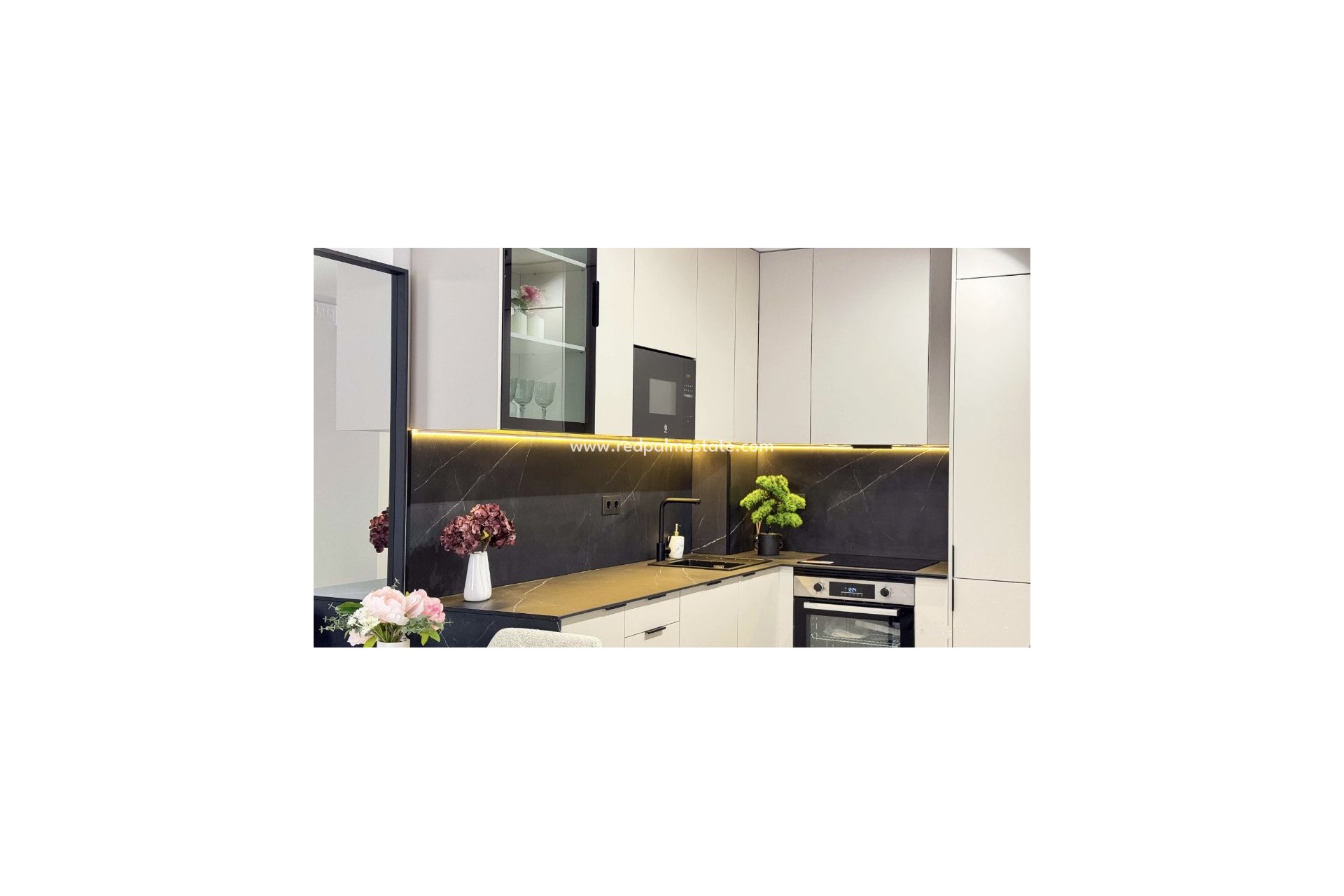 Reventa - Apartmentos -
Torrevieja