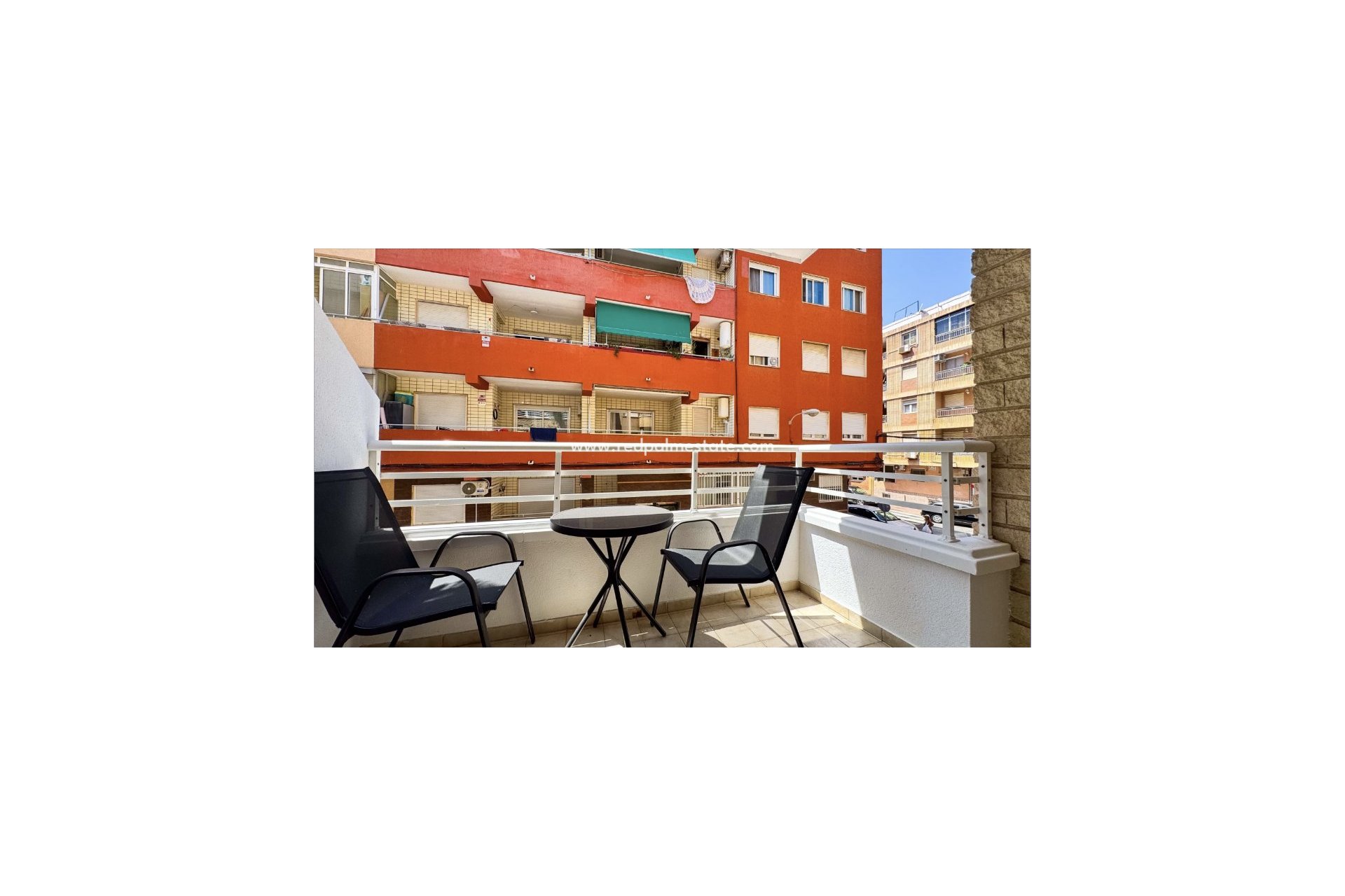 Reventa - Apartmentos -
Torrevieja