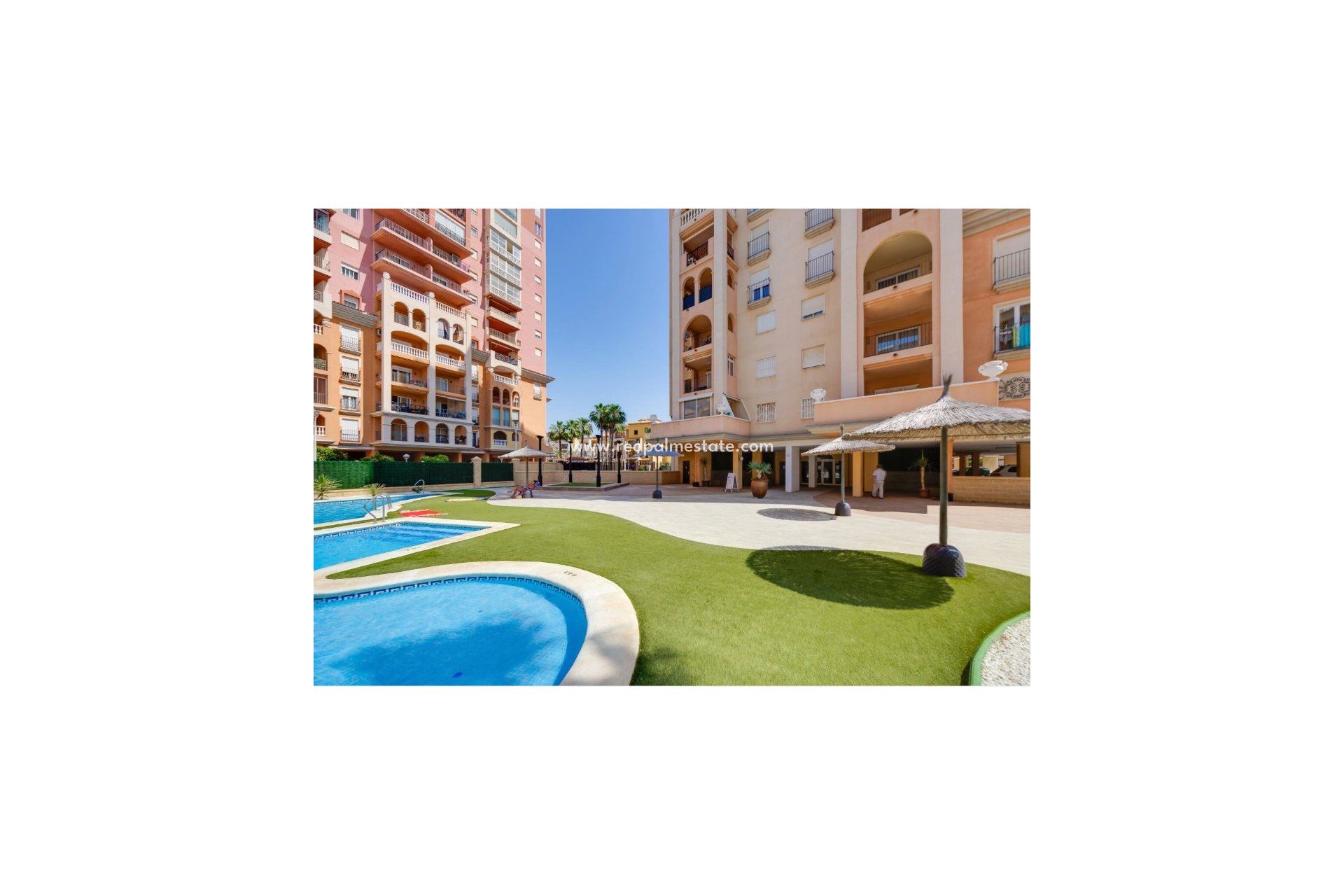 Reventa - Apartmentos -
Torrevieja