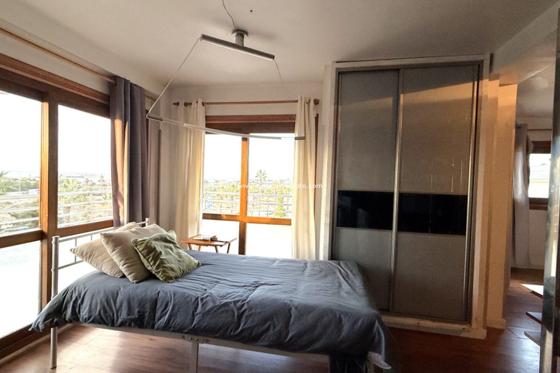 Reventa - Apartmentos -
Torrevieja