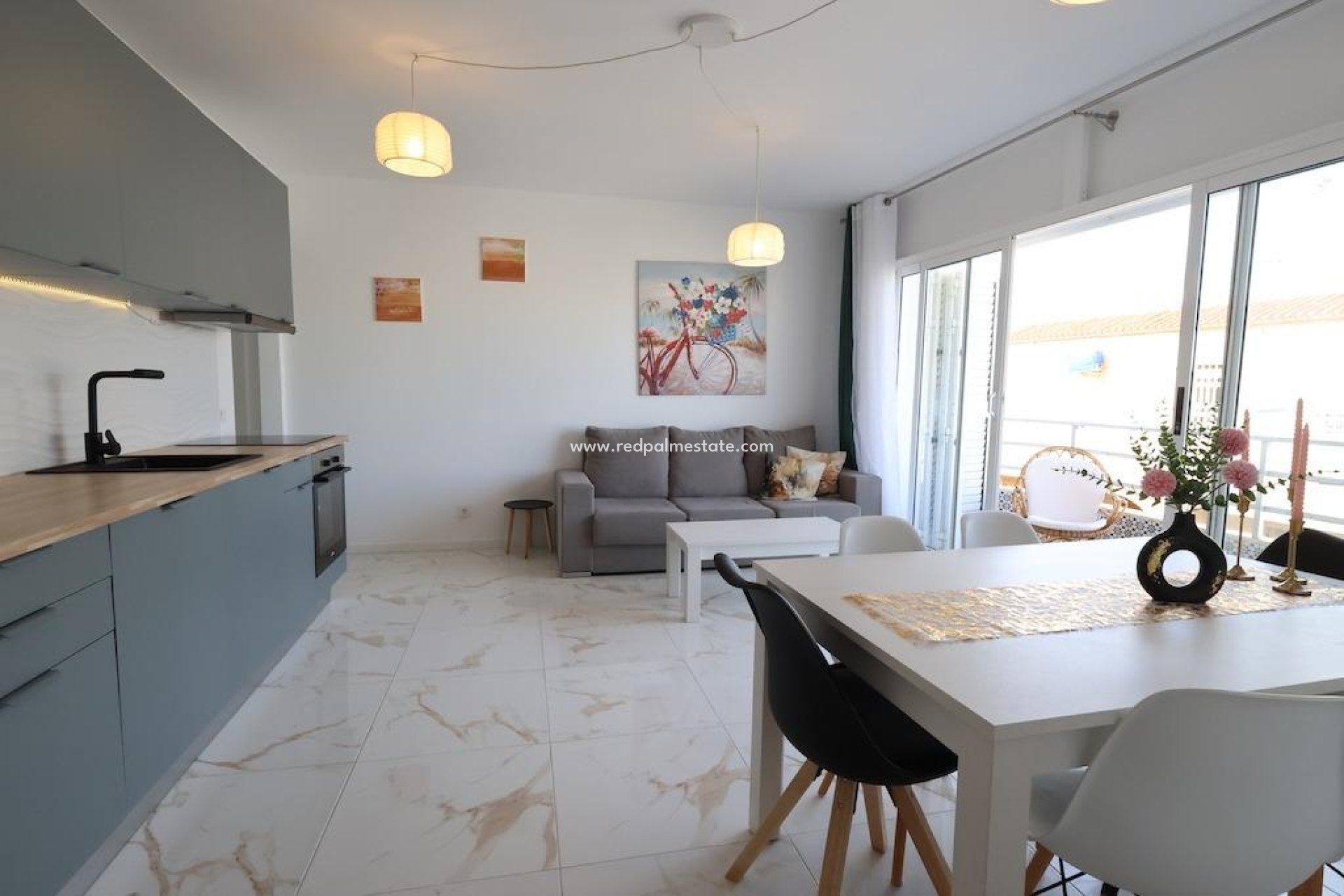 Reventa - Apartmentos -
Torrevieja