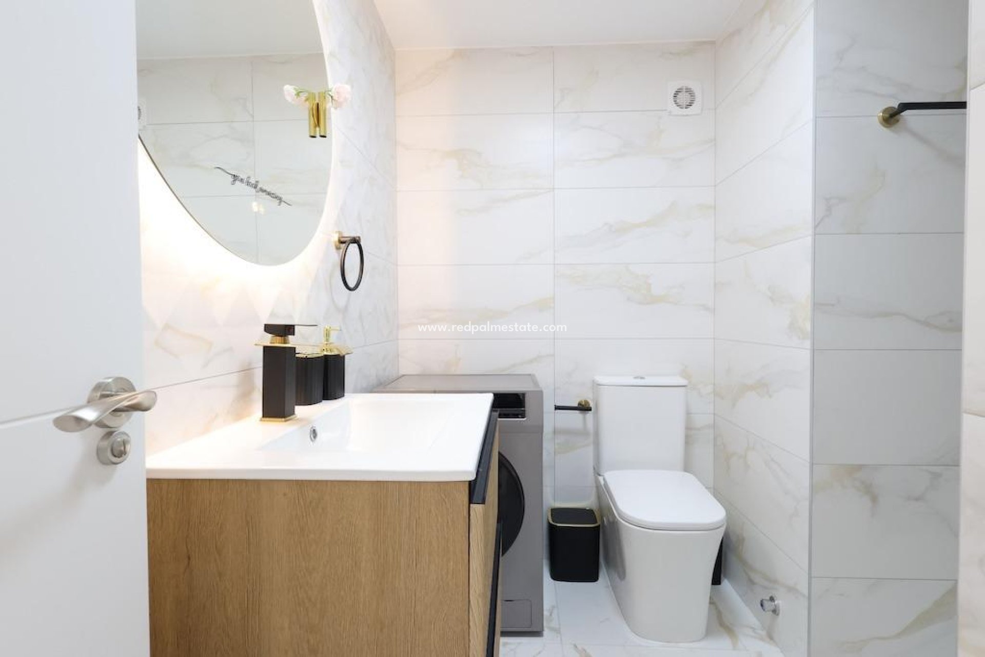 Reventa - Apartmentos -
Torrevieja