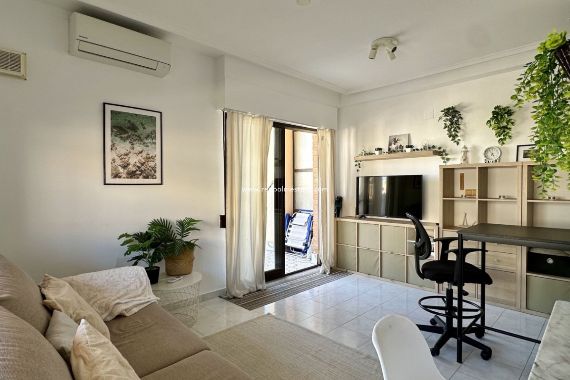 Reventa - Apartmentos -
Torrevieja