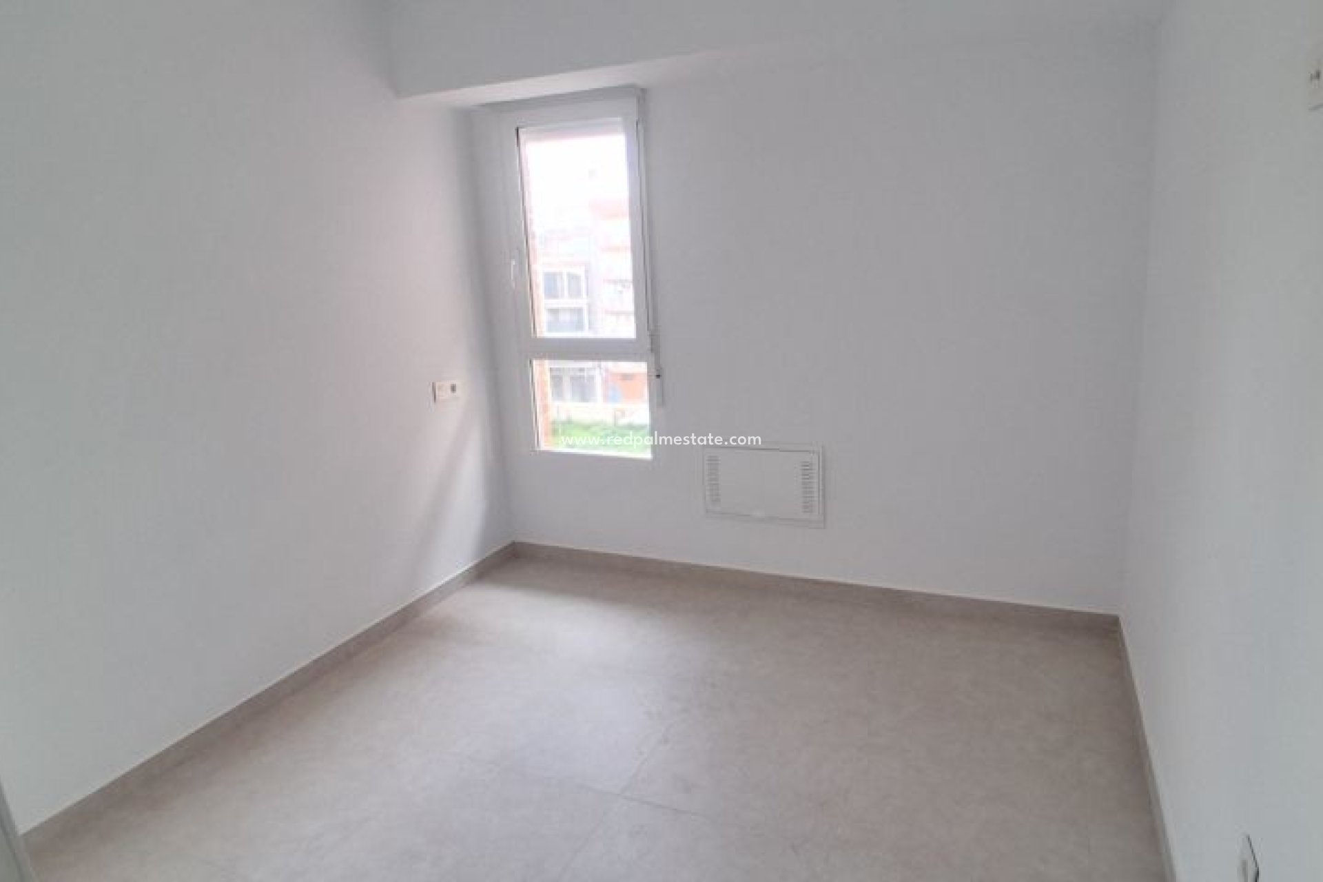 Reventa - Apartmentos -
Torrevieja