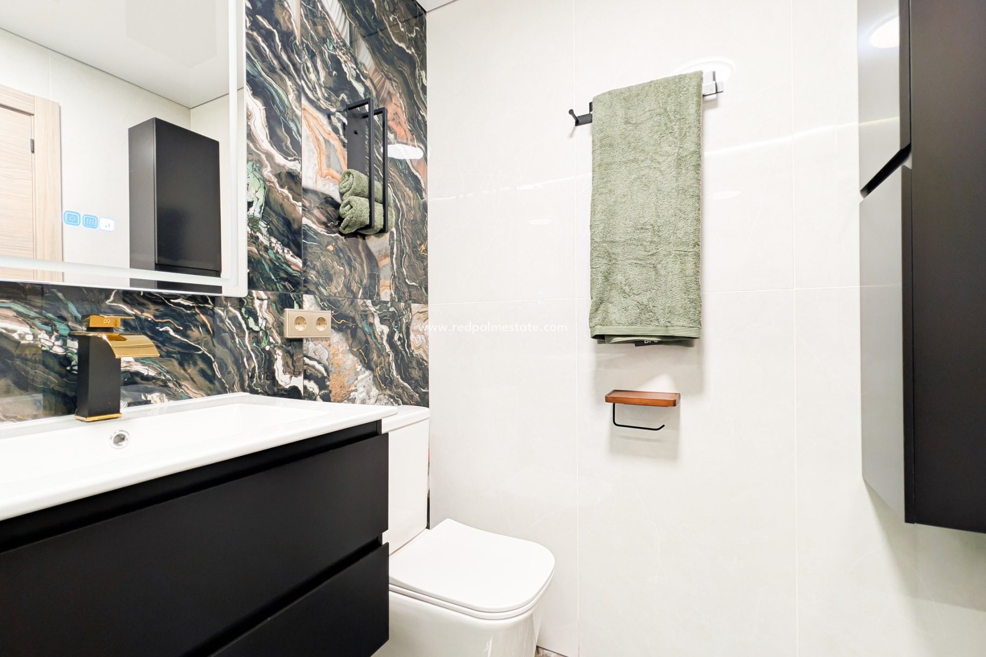 Reventa - Apartmentos -
Torrevieja