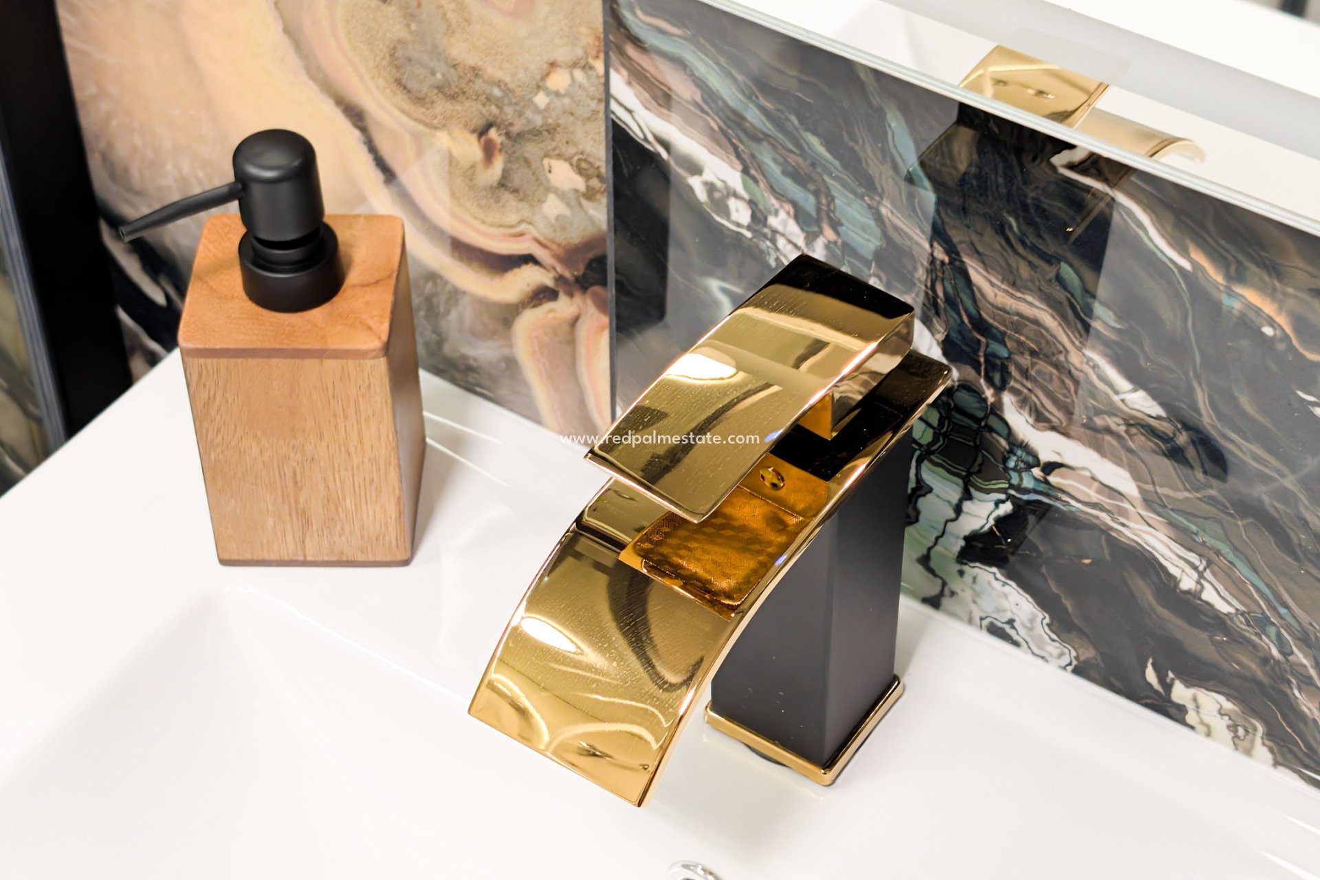 Reventa - Apartmentos -
Torrevieja