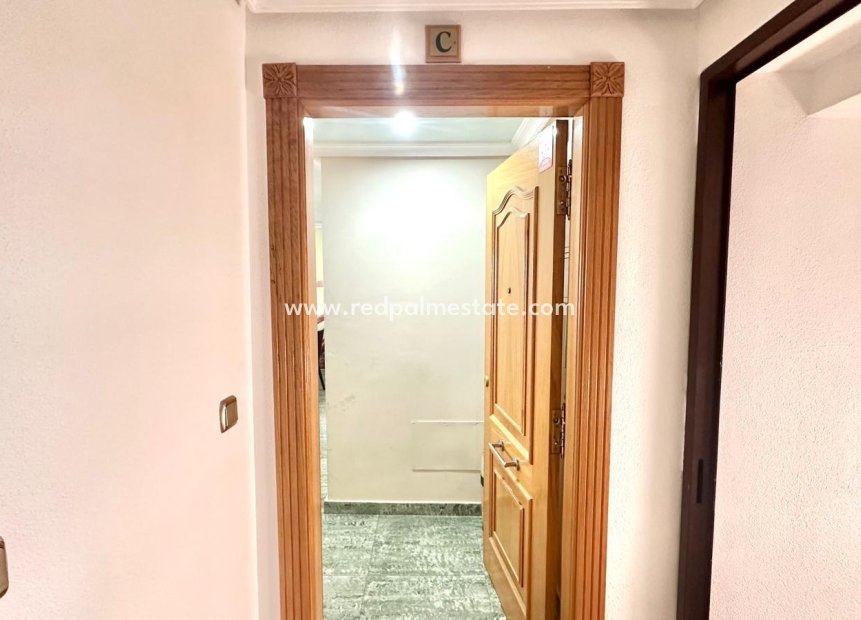 Reventa - Apartmentos -
Torrevieja