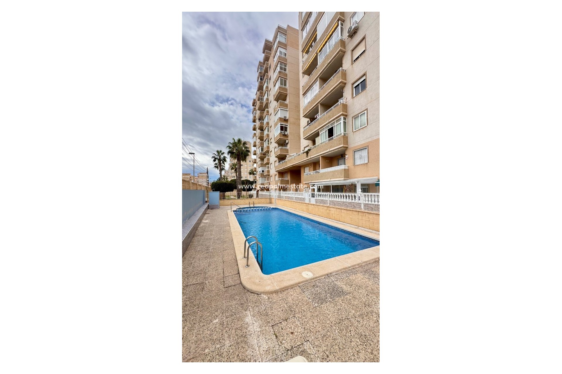 Reventa - Apartmentos -
Torrevieja