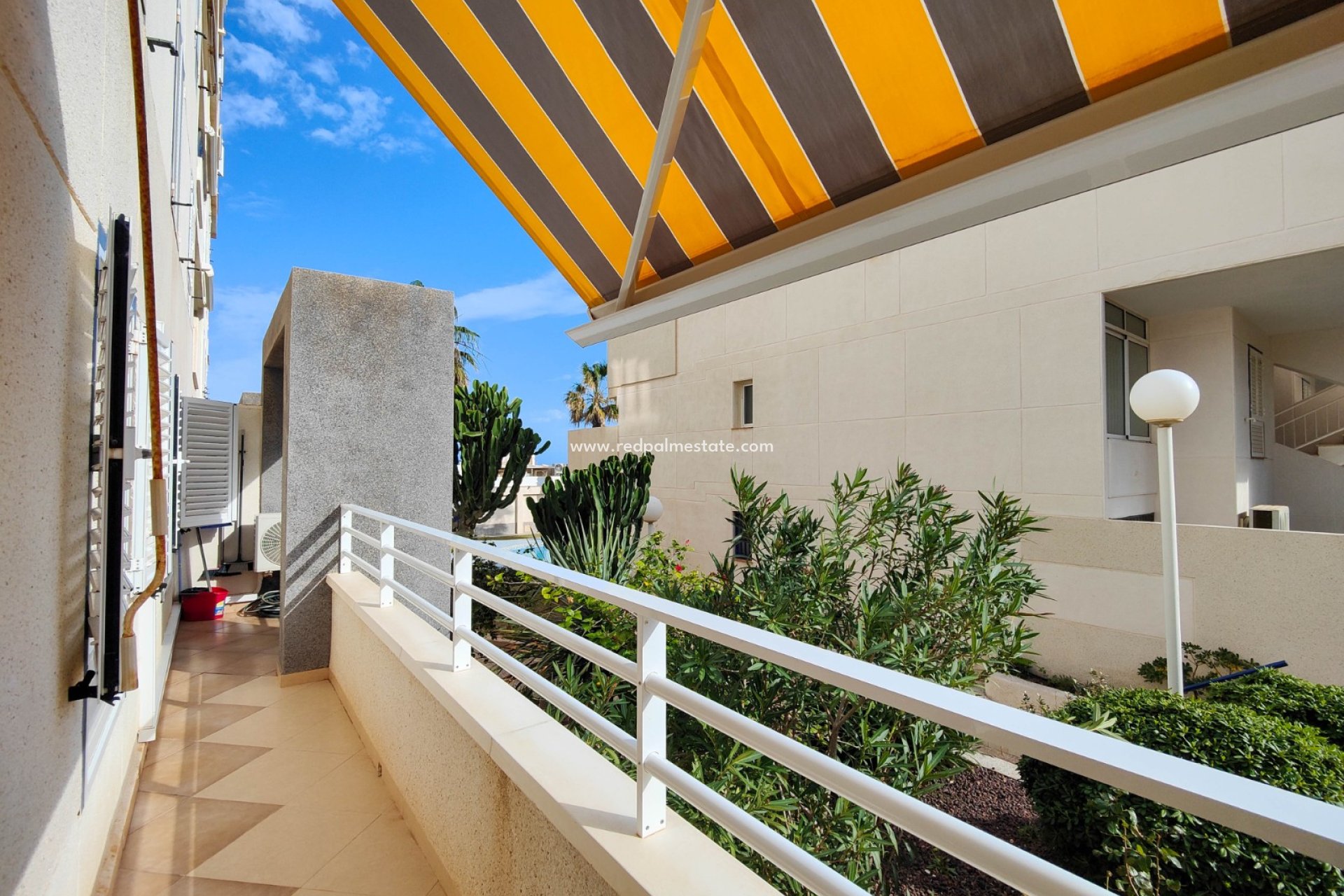 Reventa - Apartmentos -
Torrevieja