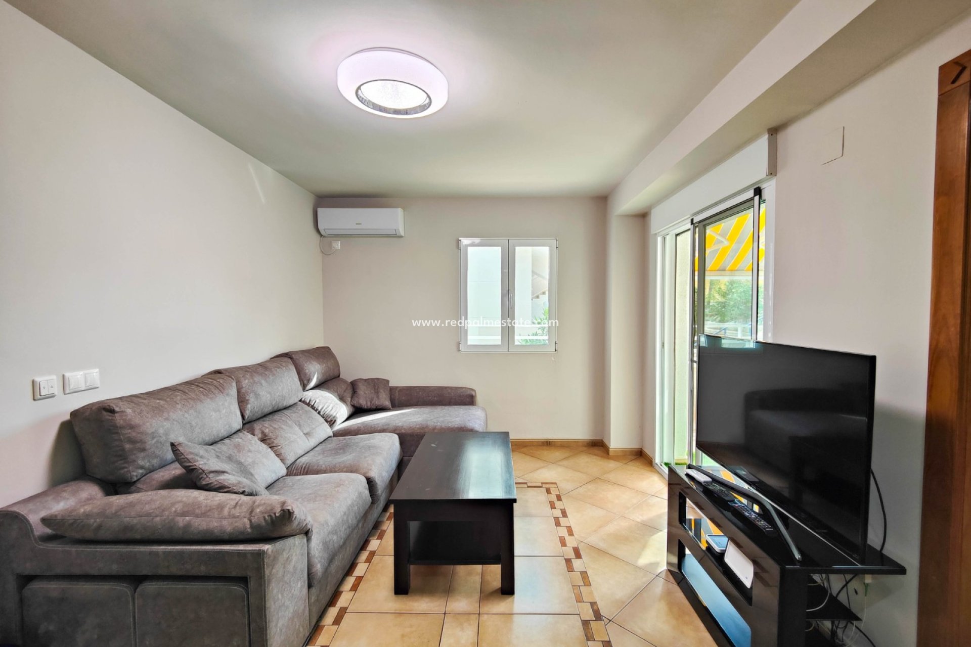 Reventa - Apartmentos -
Torrevieja