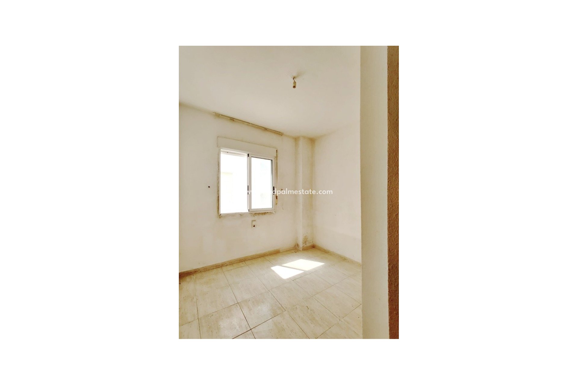 Reventa - Apartmentos -
Torrevieja