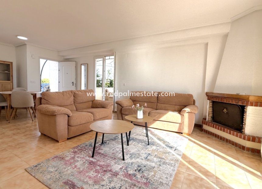 Reventa - Apartmentos -
Torrevieja