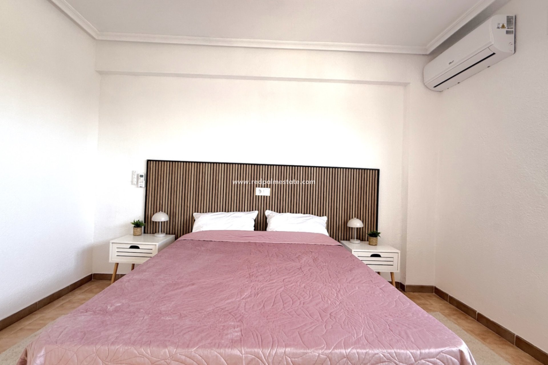 Reventa - Apartmentos -
Torrevieja