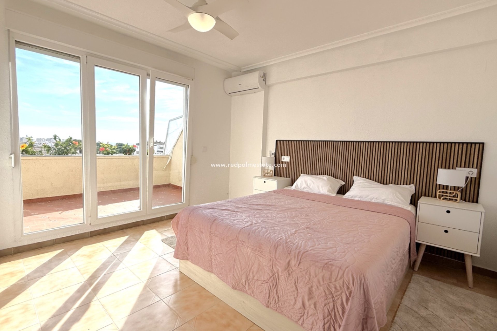 Reventa - Apartmentos -
Torrevieja