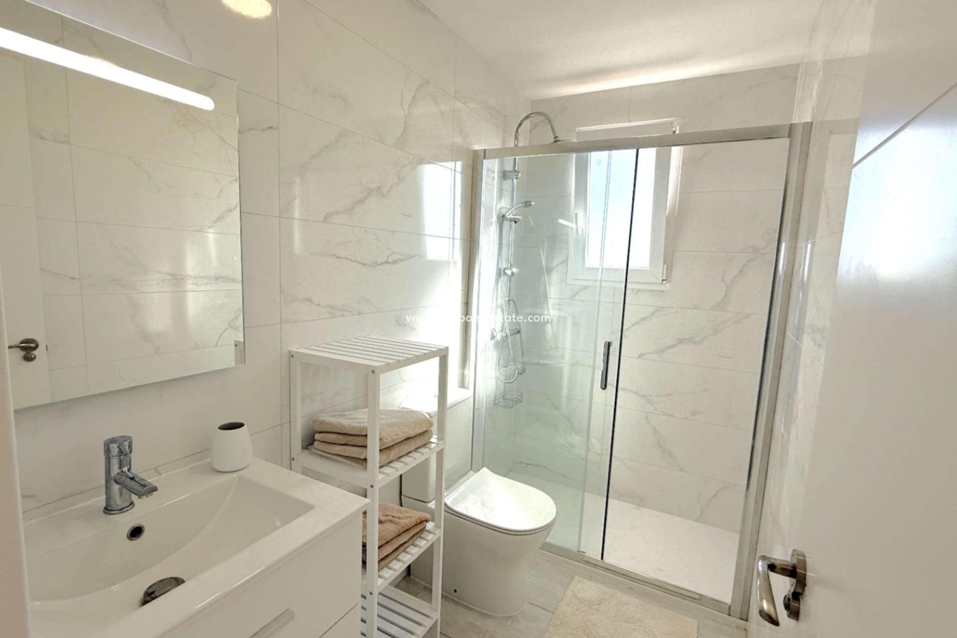 Reventa - Apartmentos -
Torrevieja