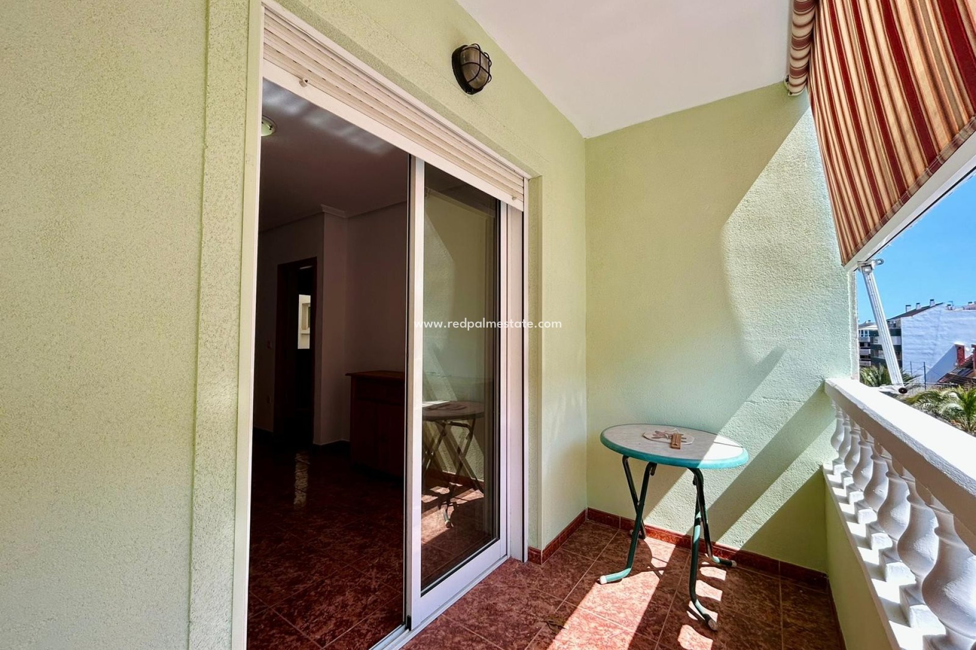 Reventa - Apartmentos -
Torrevieja