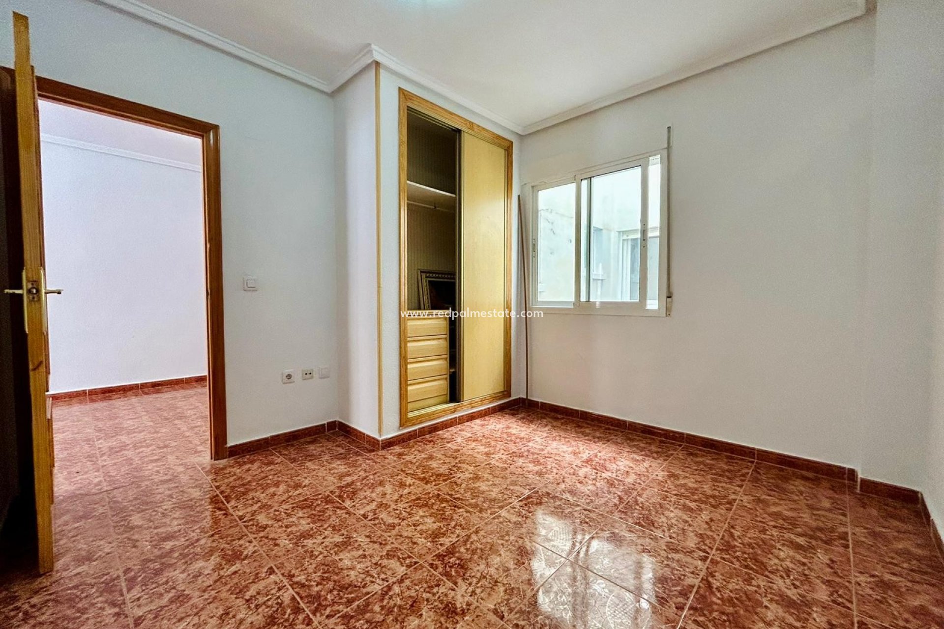 Reventa - Apartmentos -
Torrevieja