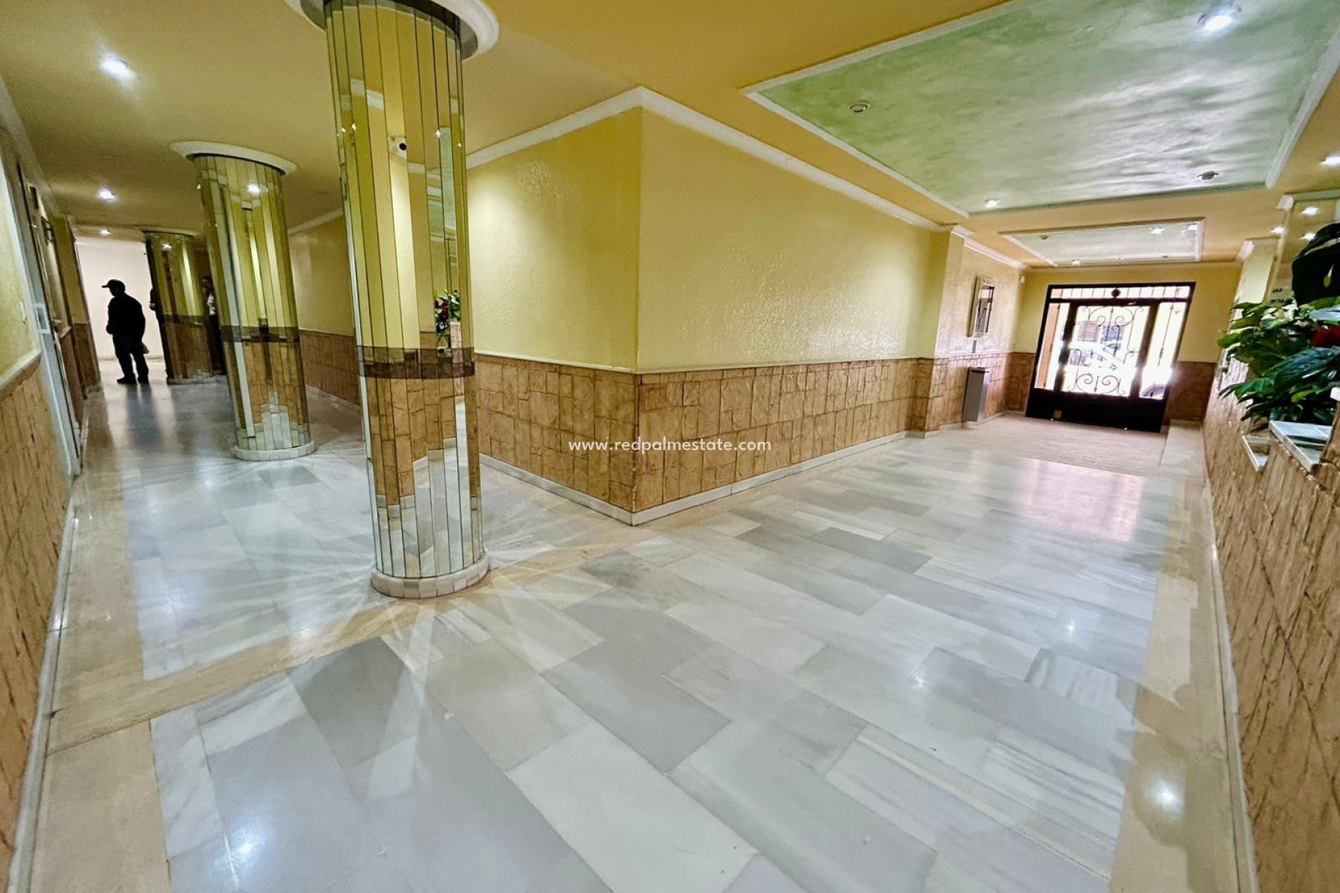 Reventa - Apartmentos -
Torrevieja