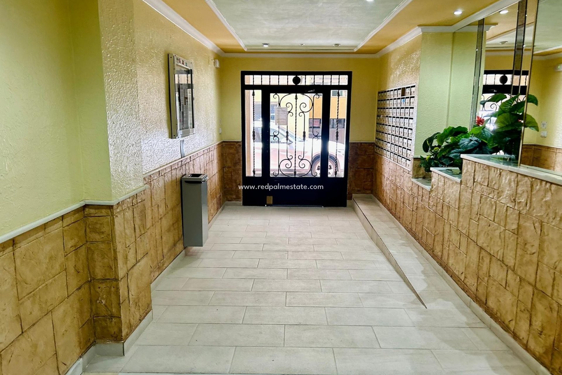 Reventa - Apartmentos -
Torrevieja