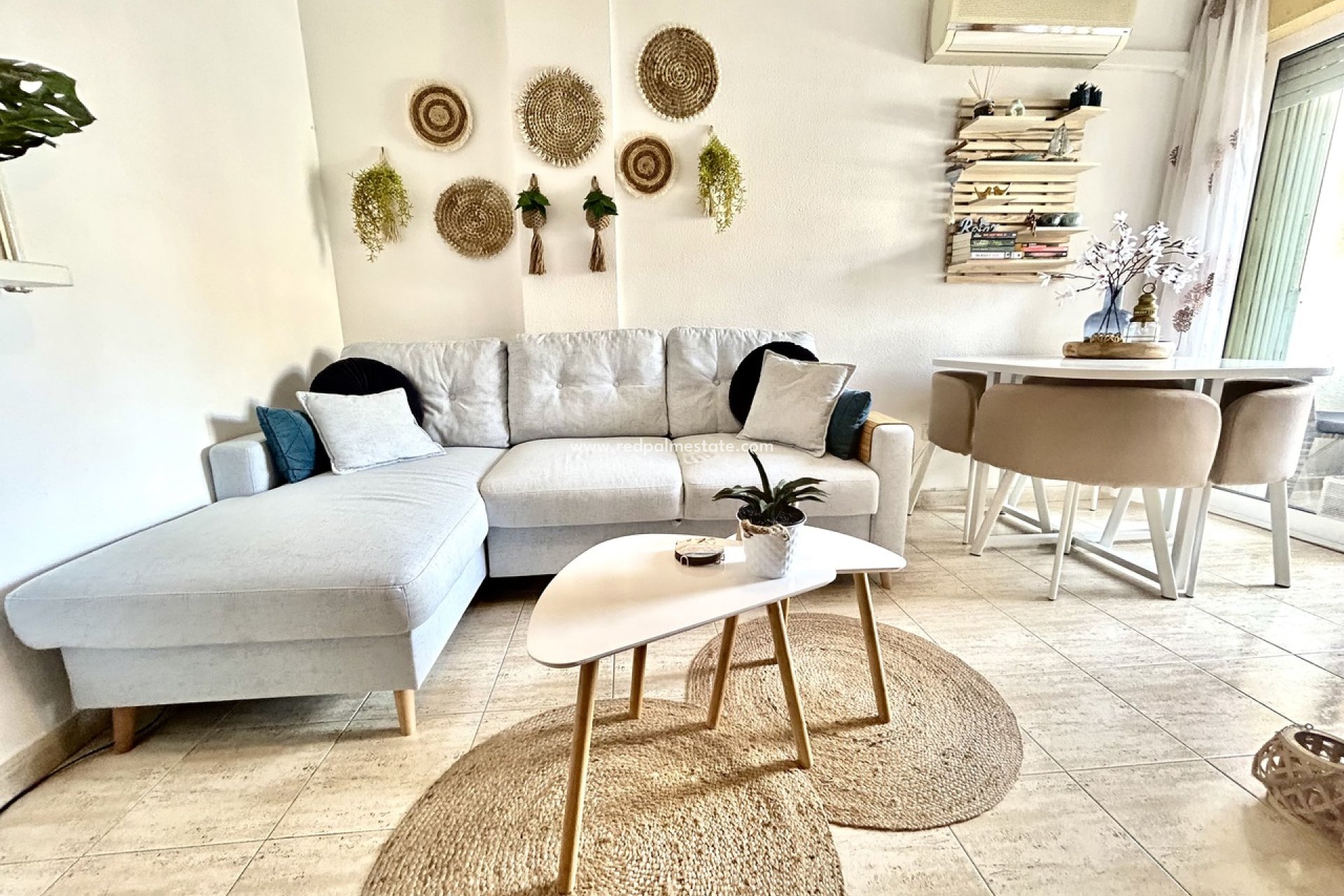 Reventa - Apartmentos -
Torrevieja