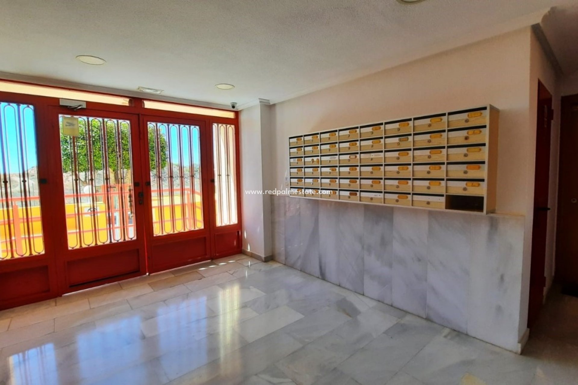 Reventa - Apartmentos -
Villajoyosa - Playa del Torres