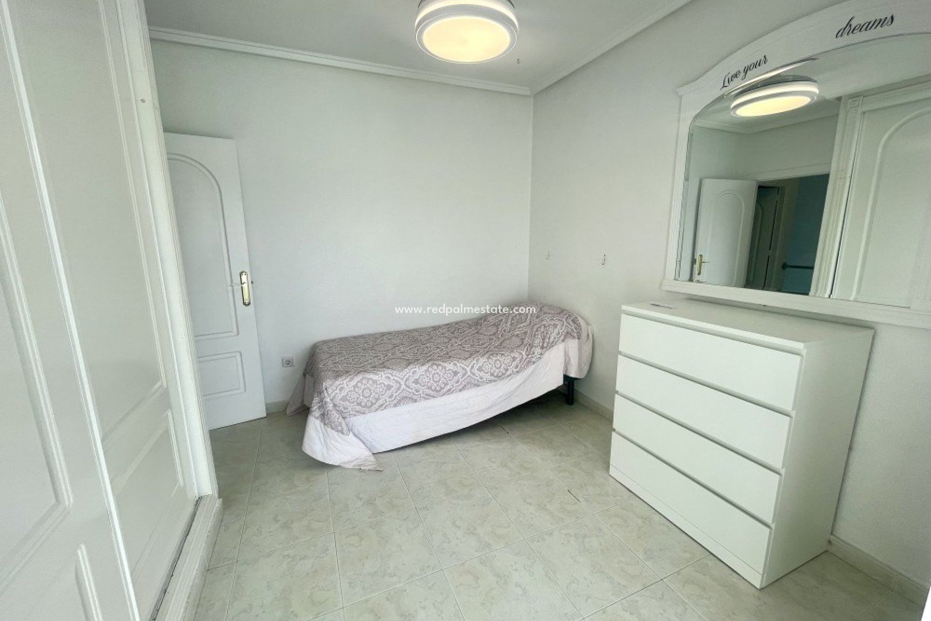 Reventa - Bungalow -
Benijofar