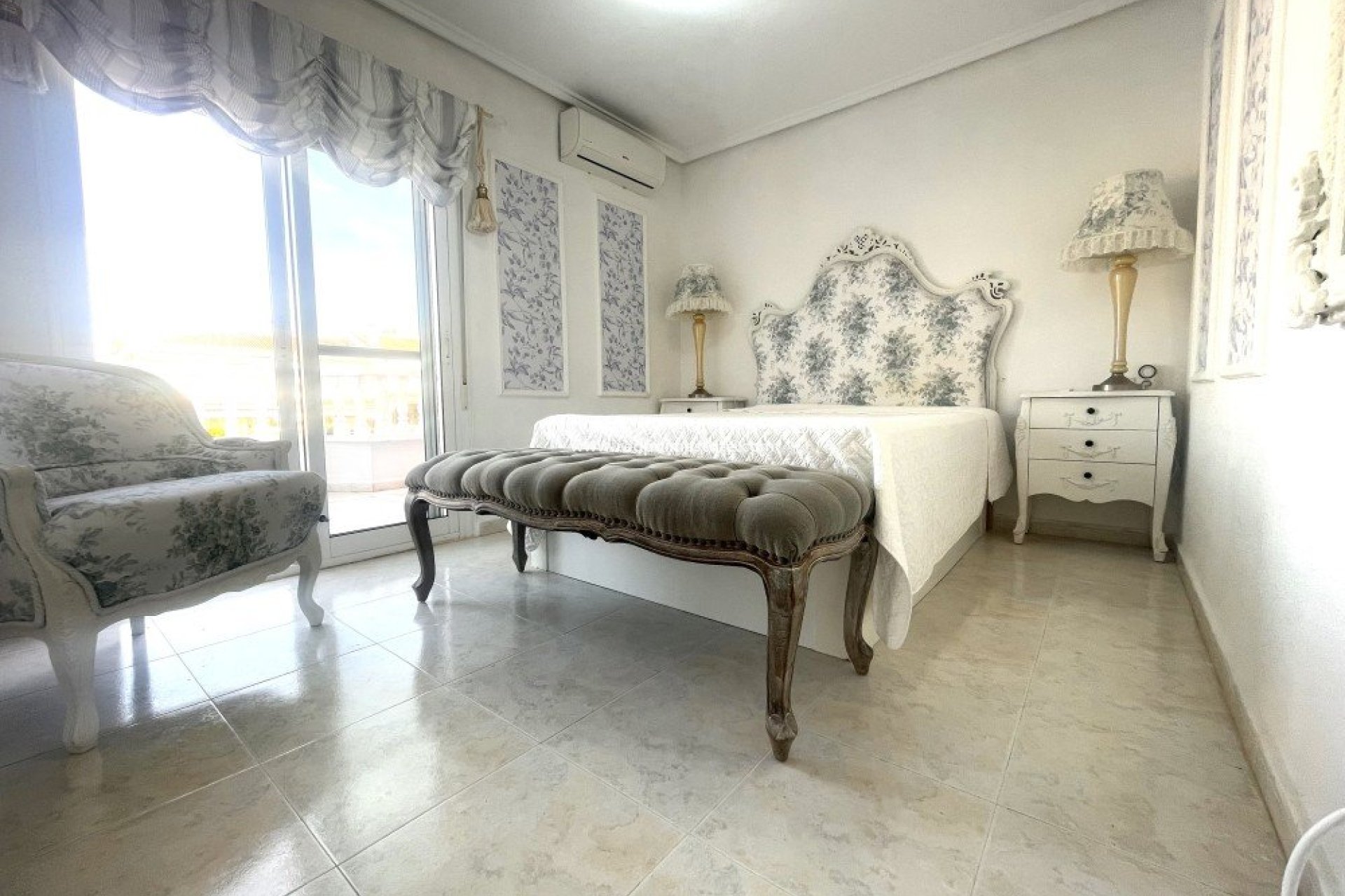 Reventa - Bungalow -
Benijofar