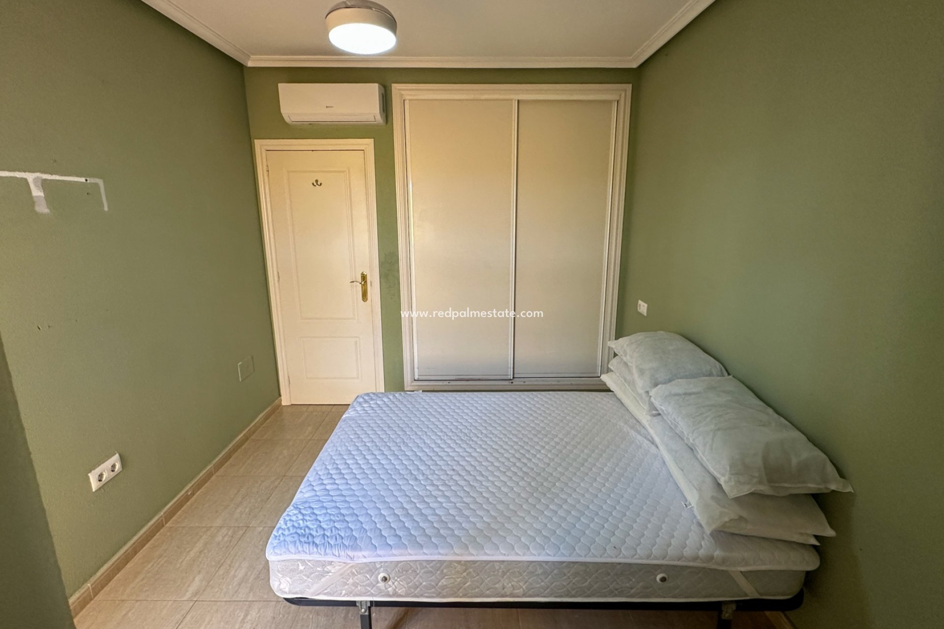 Reventa - Bungalow -
Daya Nueva - Costa Blanca