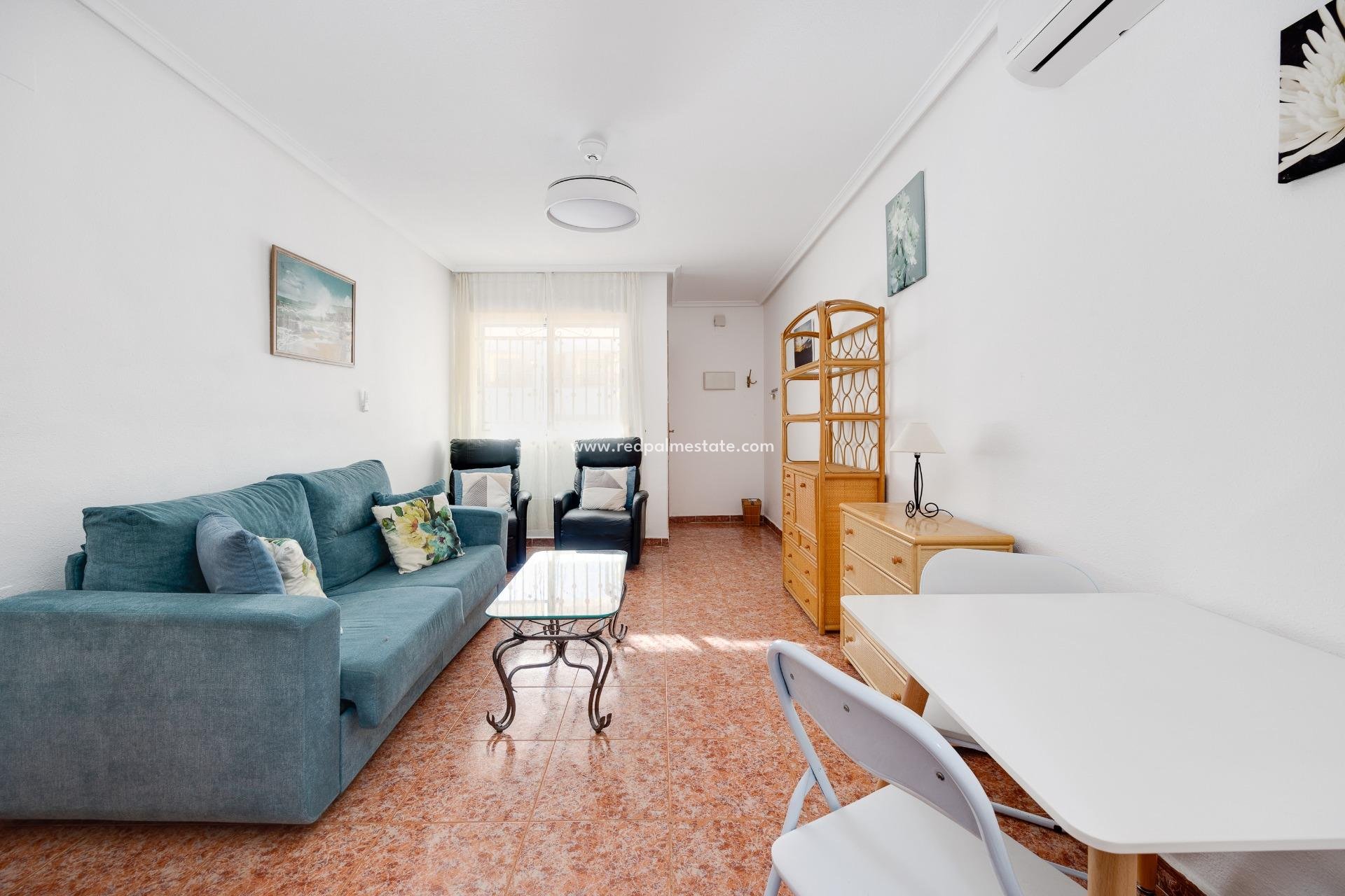 Reventa - Bungalow -
Orihuela Costa - Desamparados-hurchillo-torremendo