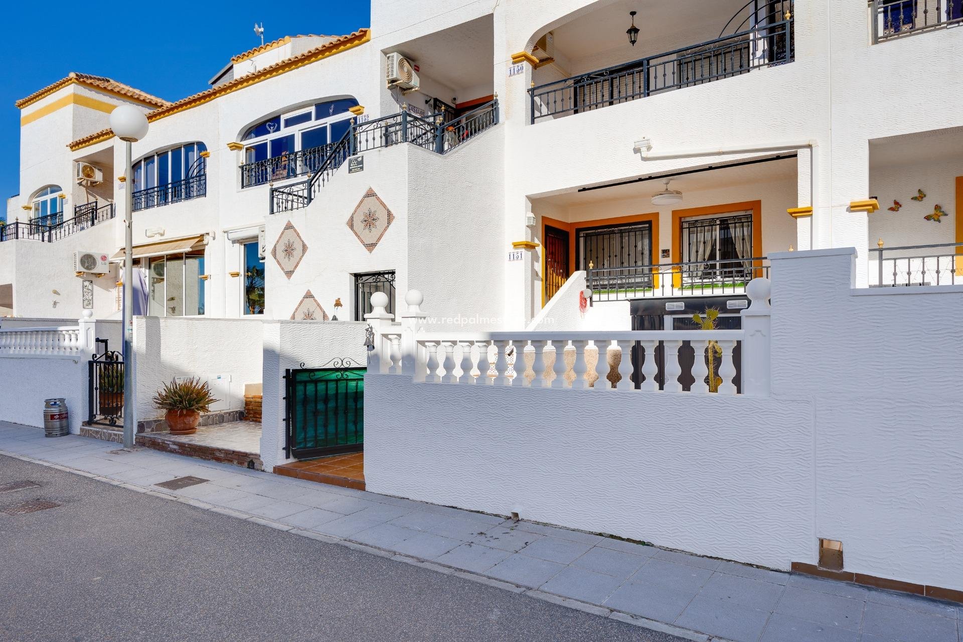 Reventa - Bungalow -
Orihuela Costa - Desamparados-hurchillo-torremendo