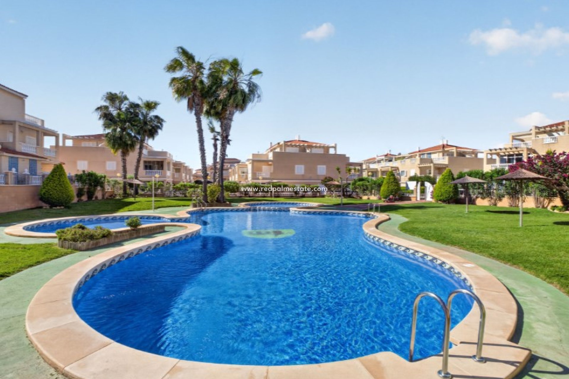 Reventa - Bungalow -
Orihuela Costa - Inland