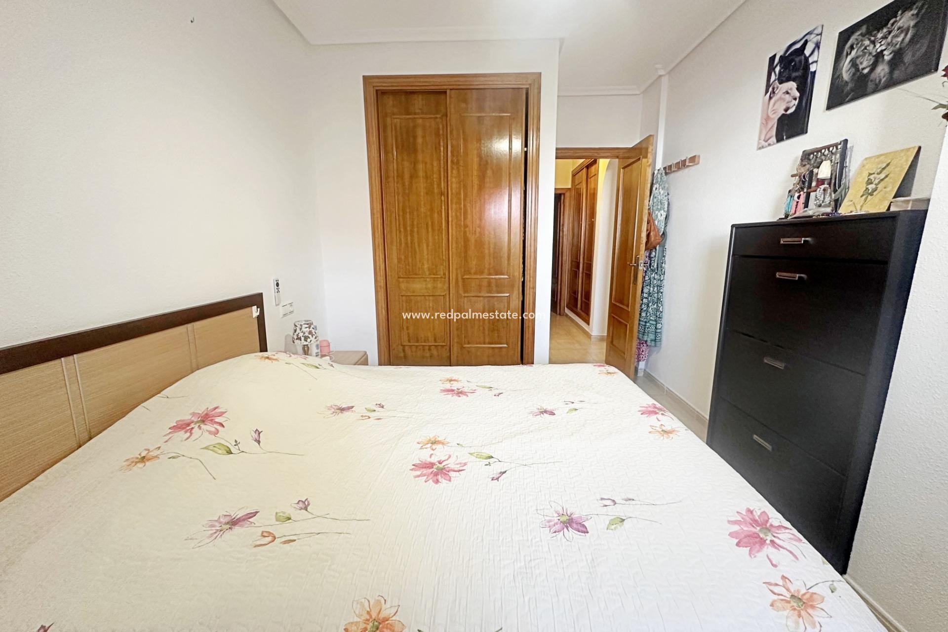 Reventa - Bungalow -
Orihuela Costa - Los altos