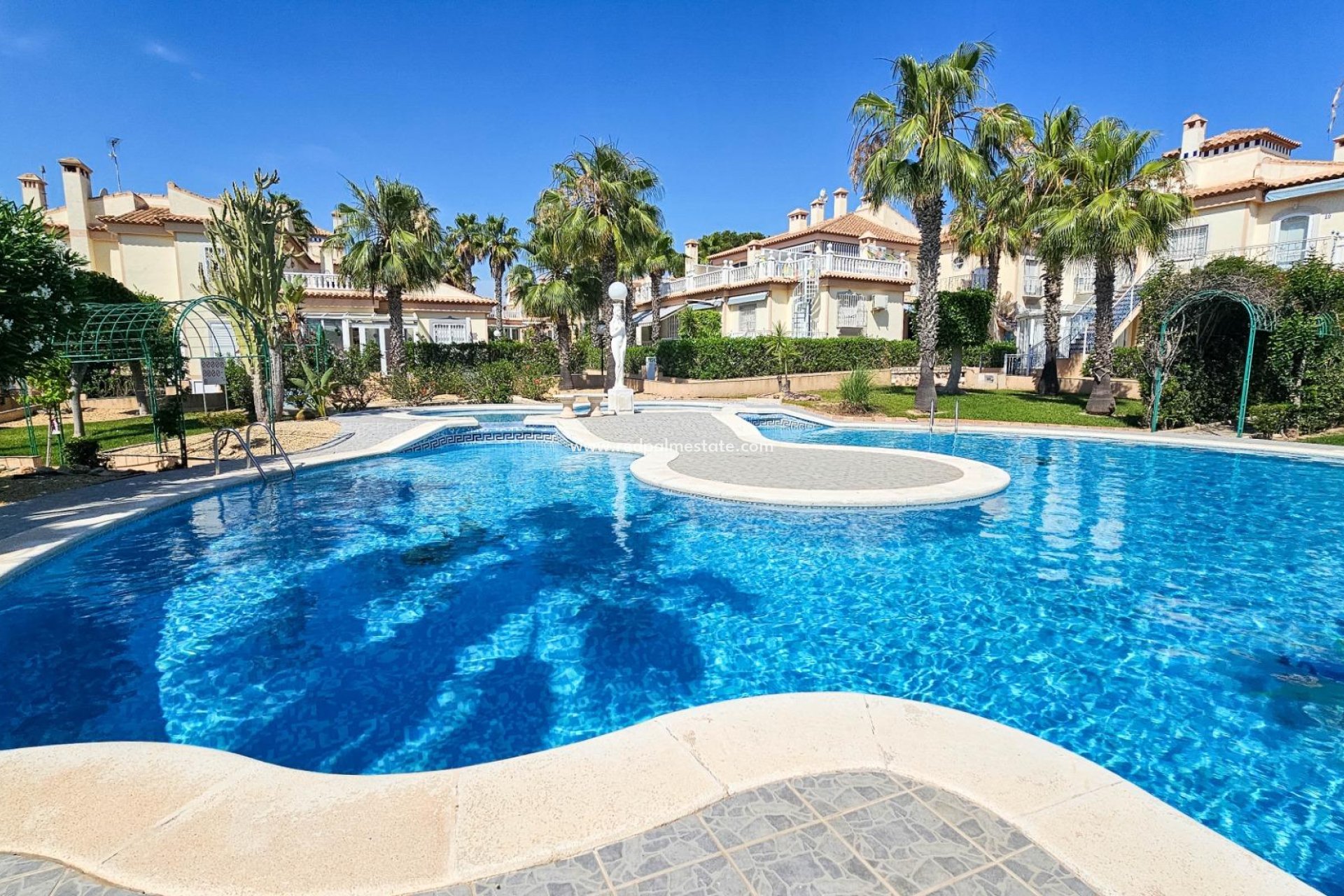 Reventa - Bungalow -
Orihuela Costa - Los altos