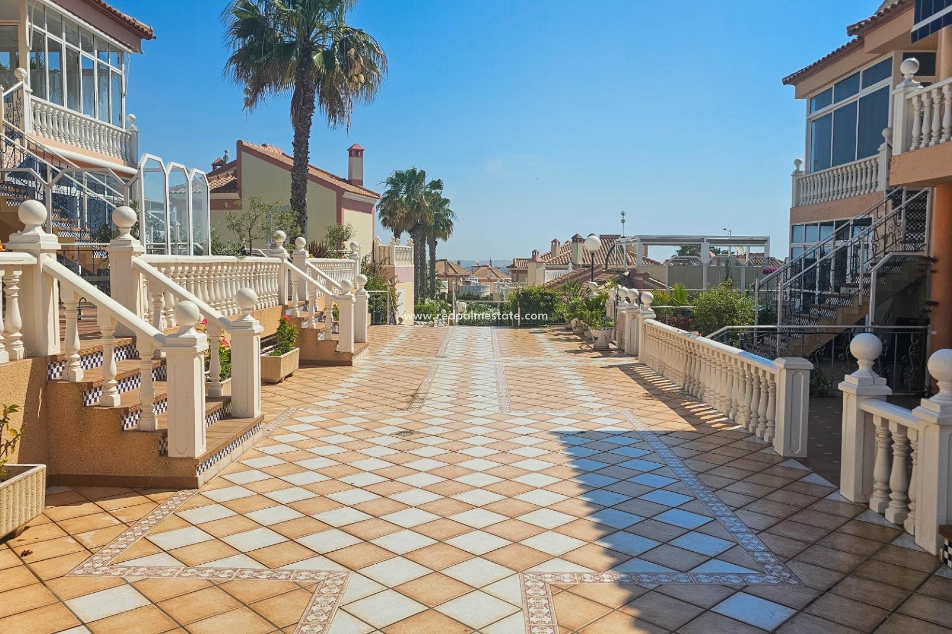 Reventa - Bungalow -
Orihuela Costa - Los altos