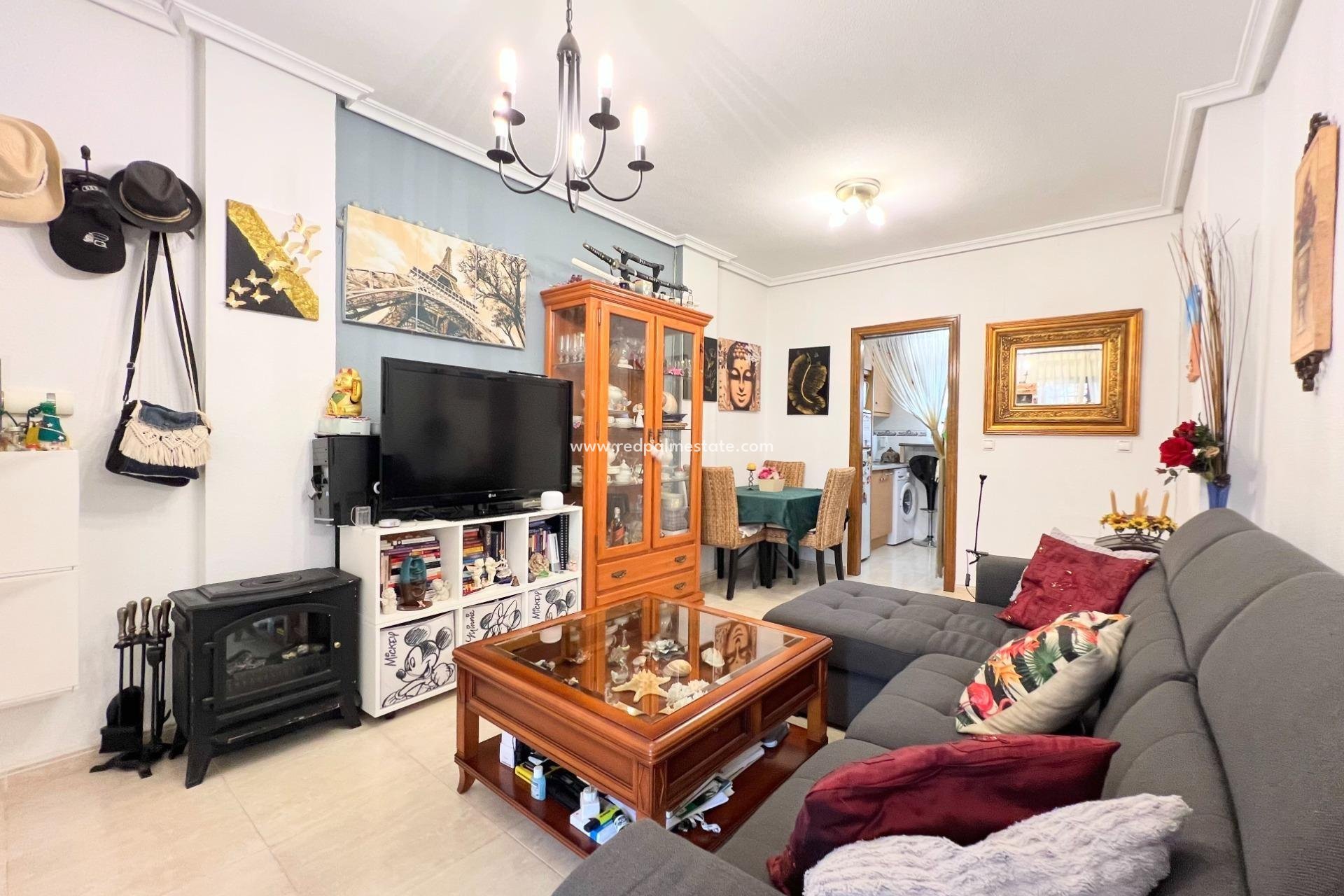 Reventa - Bungalow -
Orihuela Costa - Los balcones