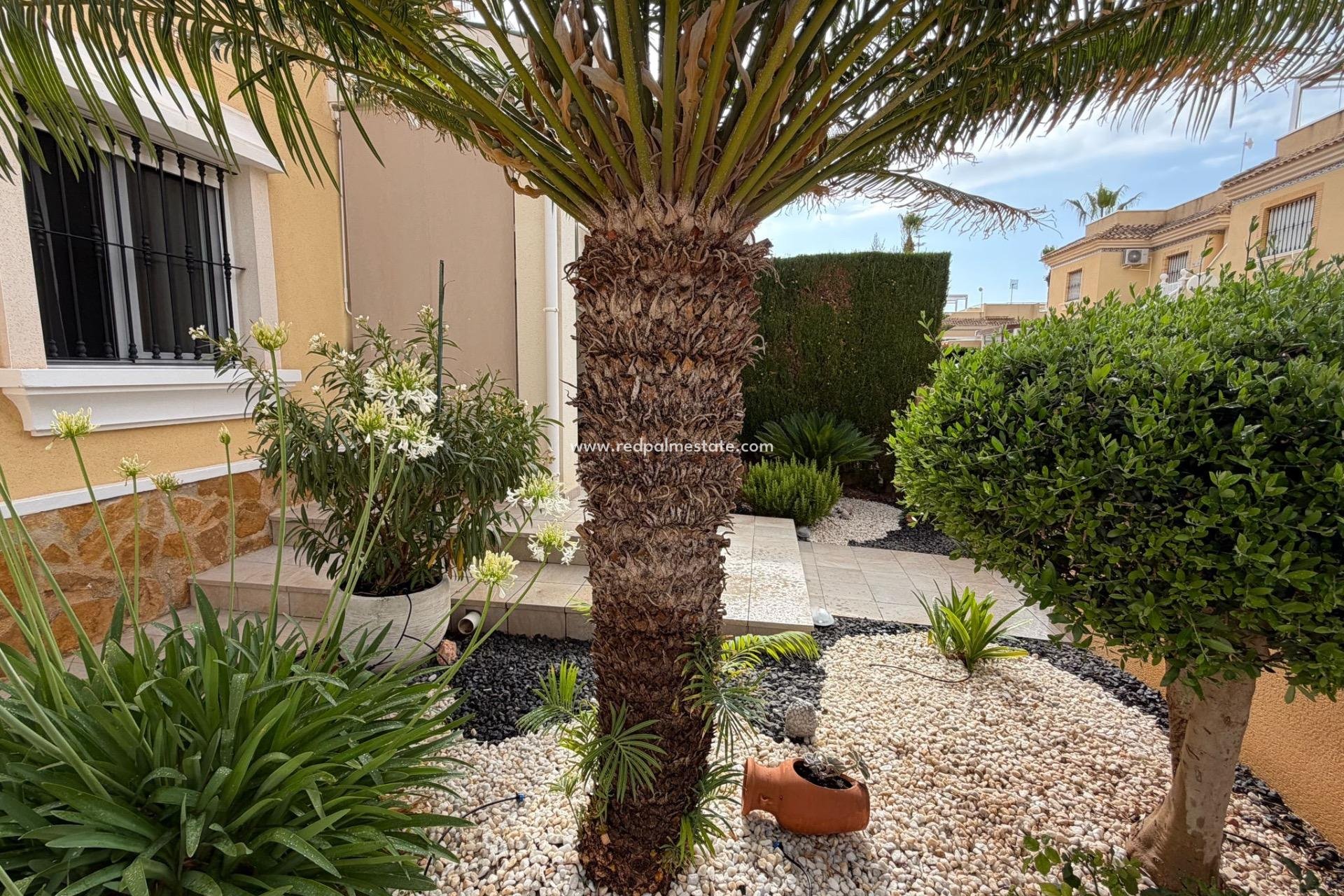 Reventa - Bungalow -
Orihuela Costa - Los Dolses
