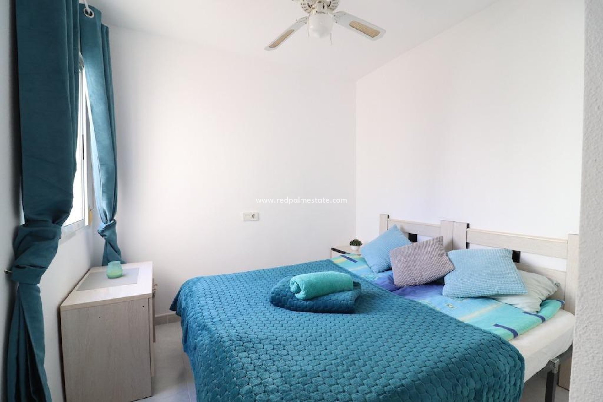 Reventa - Bungalow -
Orihuela Costa - Playa Flamenca