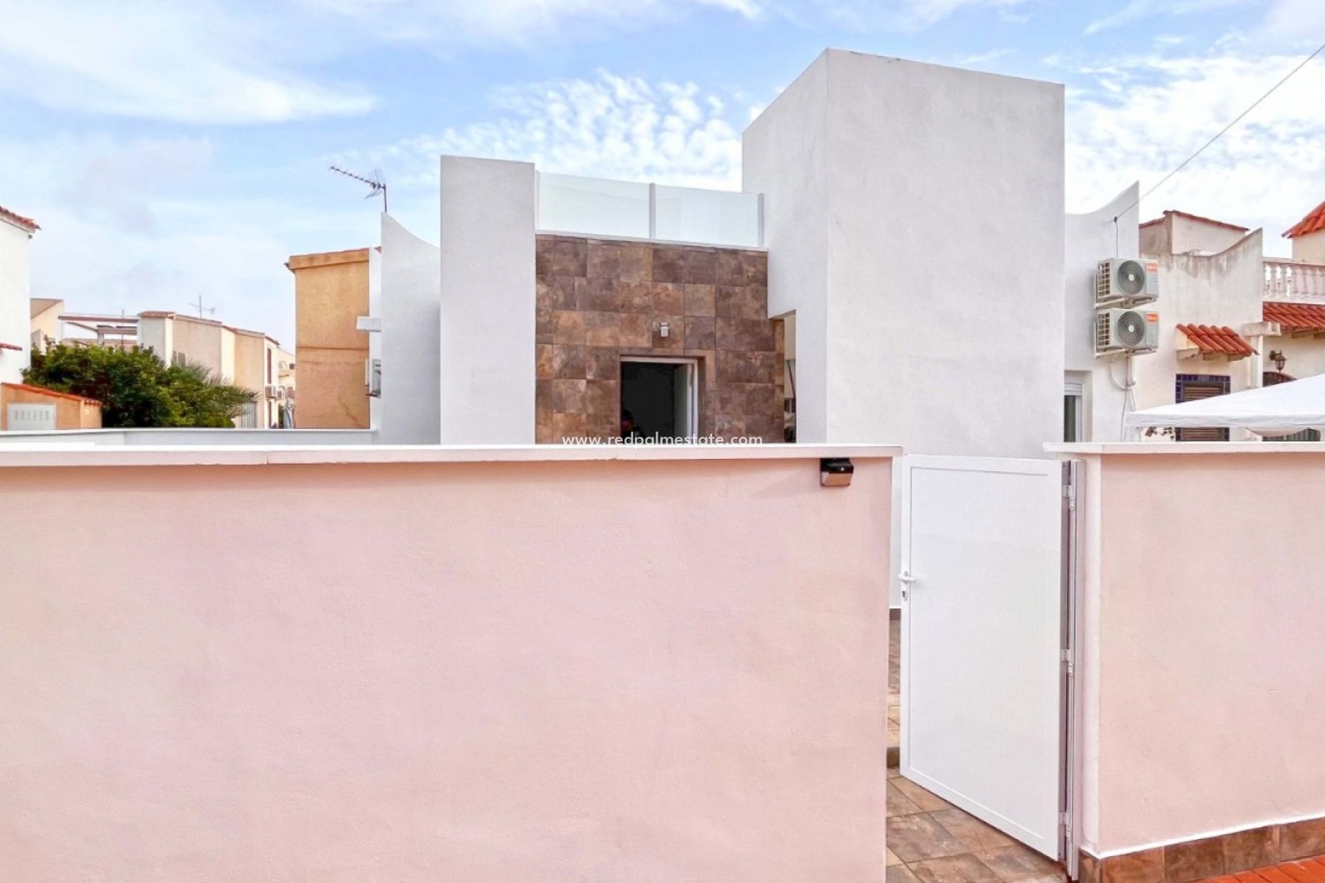 Reventa - Bungalow -
Orihuela Costa - Playa Flamenca