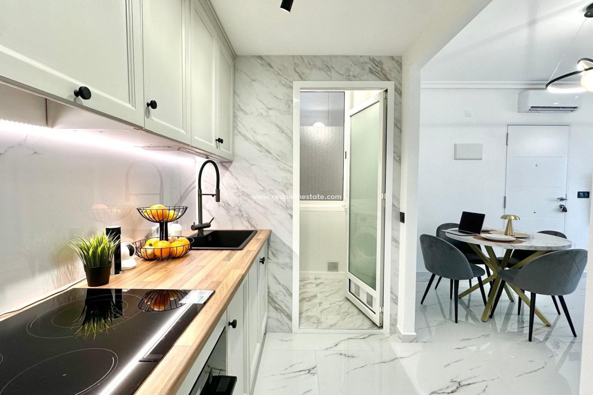 Reventa - Bungalow -
Orihuela Costa - Playa Flamenca